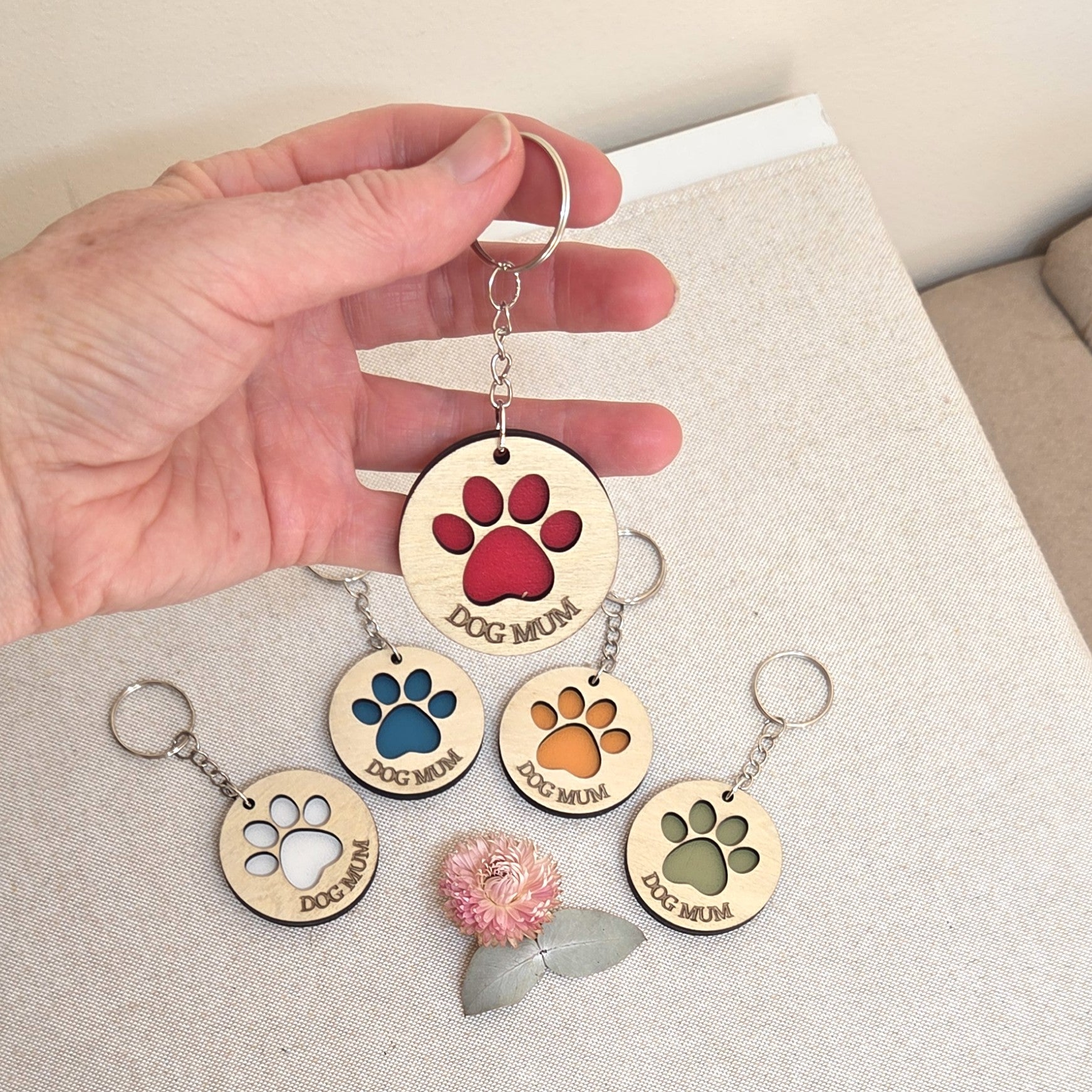 DOG MUM - Handcrafted Timber Keyrings