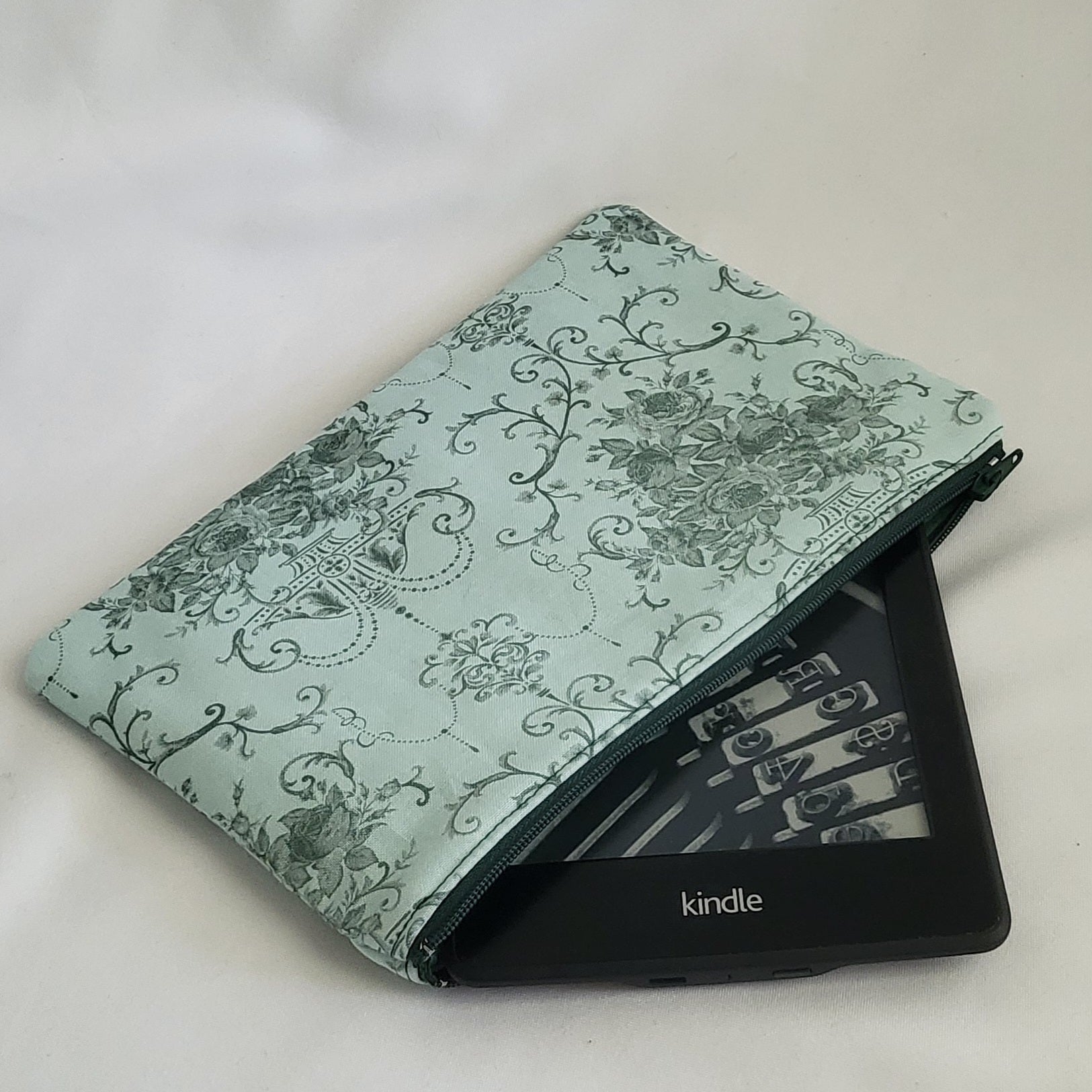 Kindle Sleeve | Padded Cotton | E-Reader Pouch