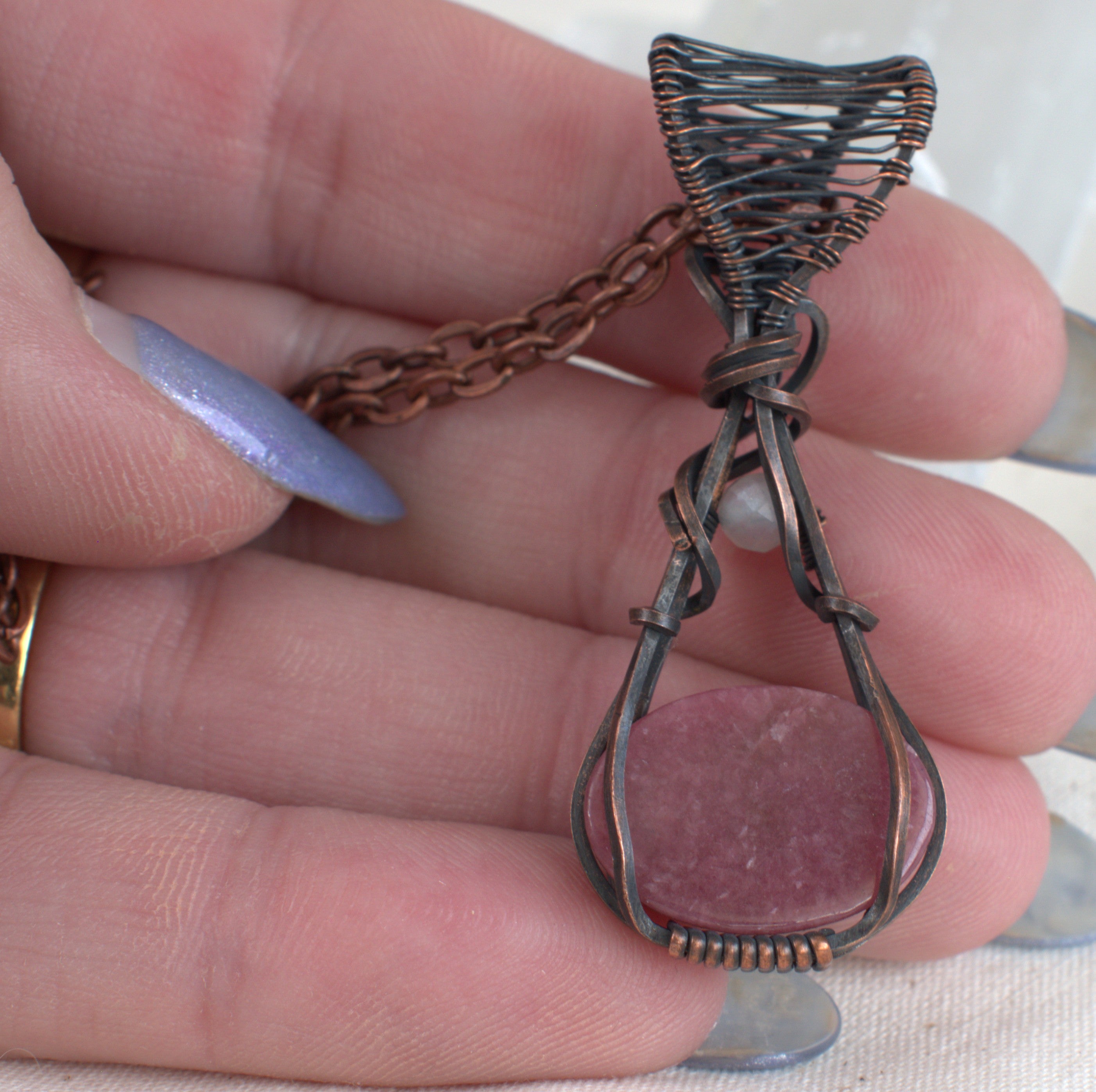 Wild Heather – Rhodonite & Moonstone Copper Pendant