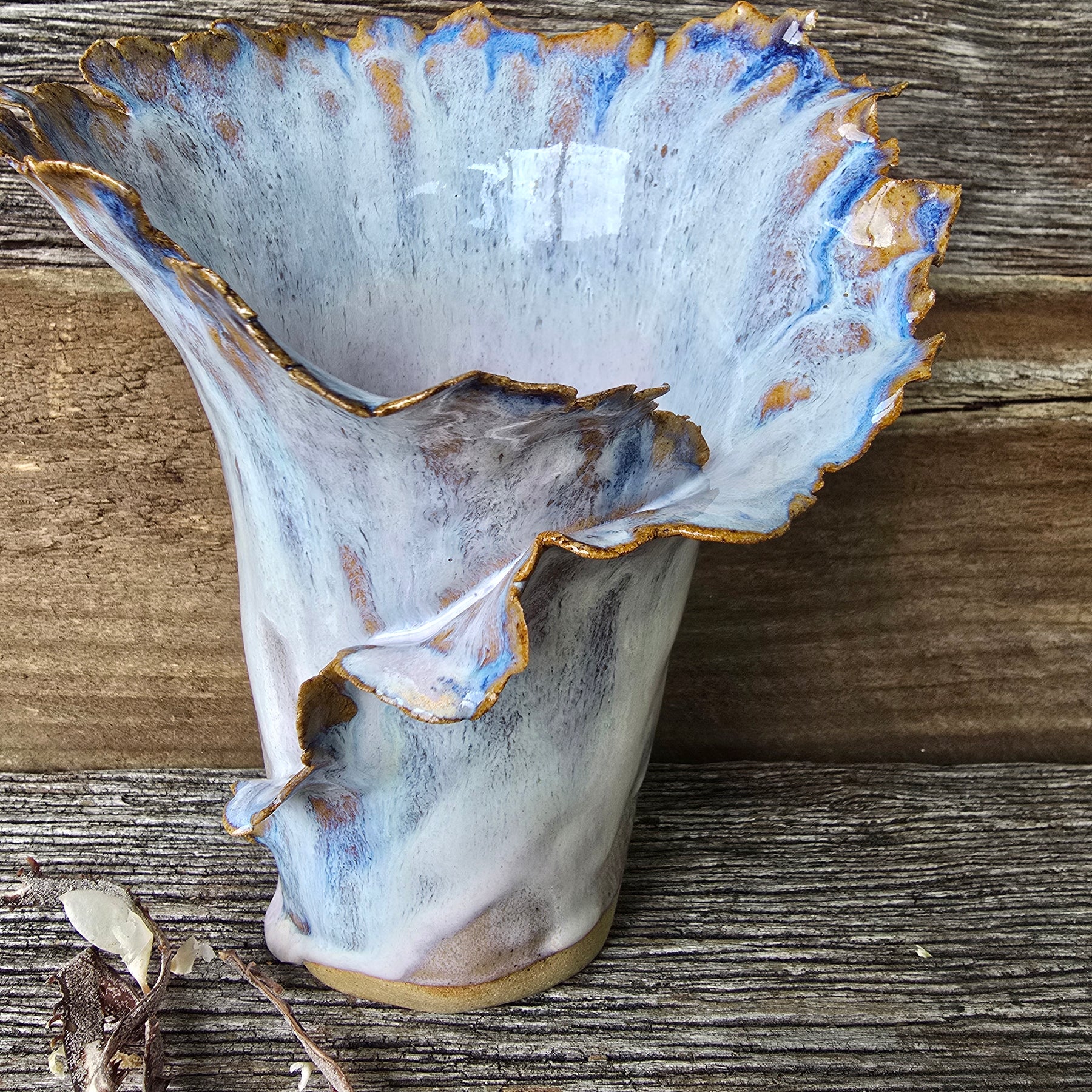 Stunning large petal vase