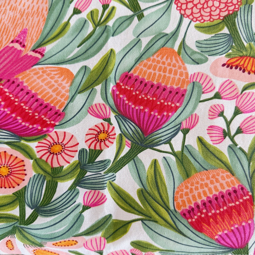 Proteas Japanese style cross back kitchen apron. Crafting, gardening, no ties apron.