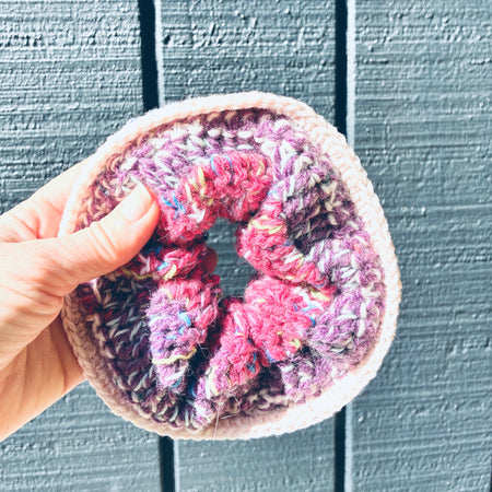 Vegan scrunchie 1