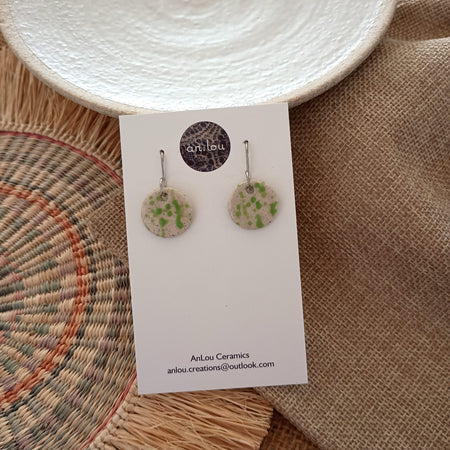 Small Green Fleck Drops