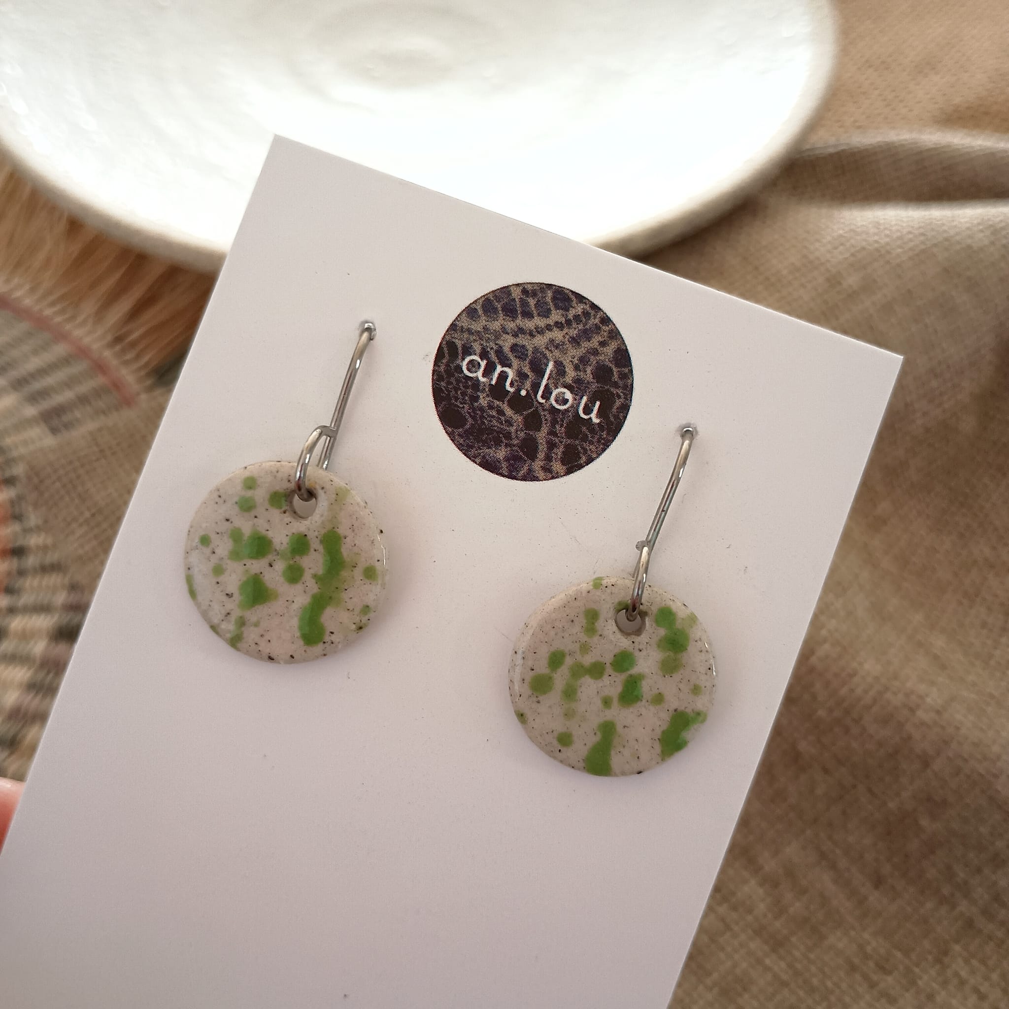 Small Green Fleck Drops