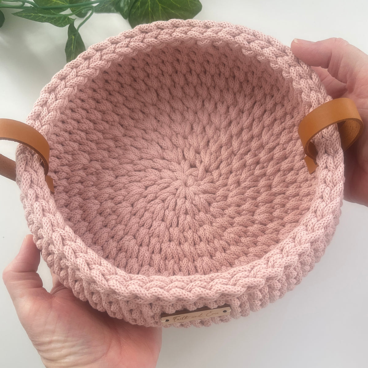 Crochet basket with handles - colour Pastel Pink