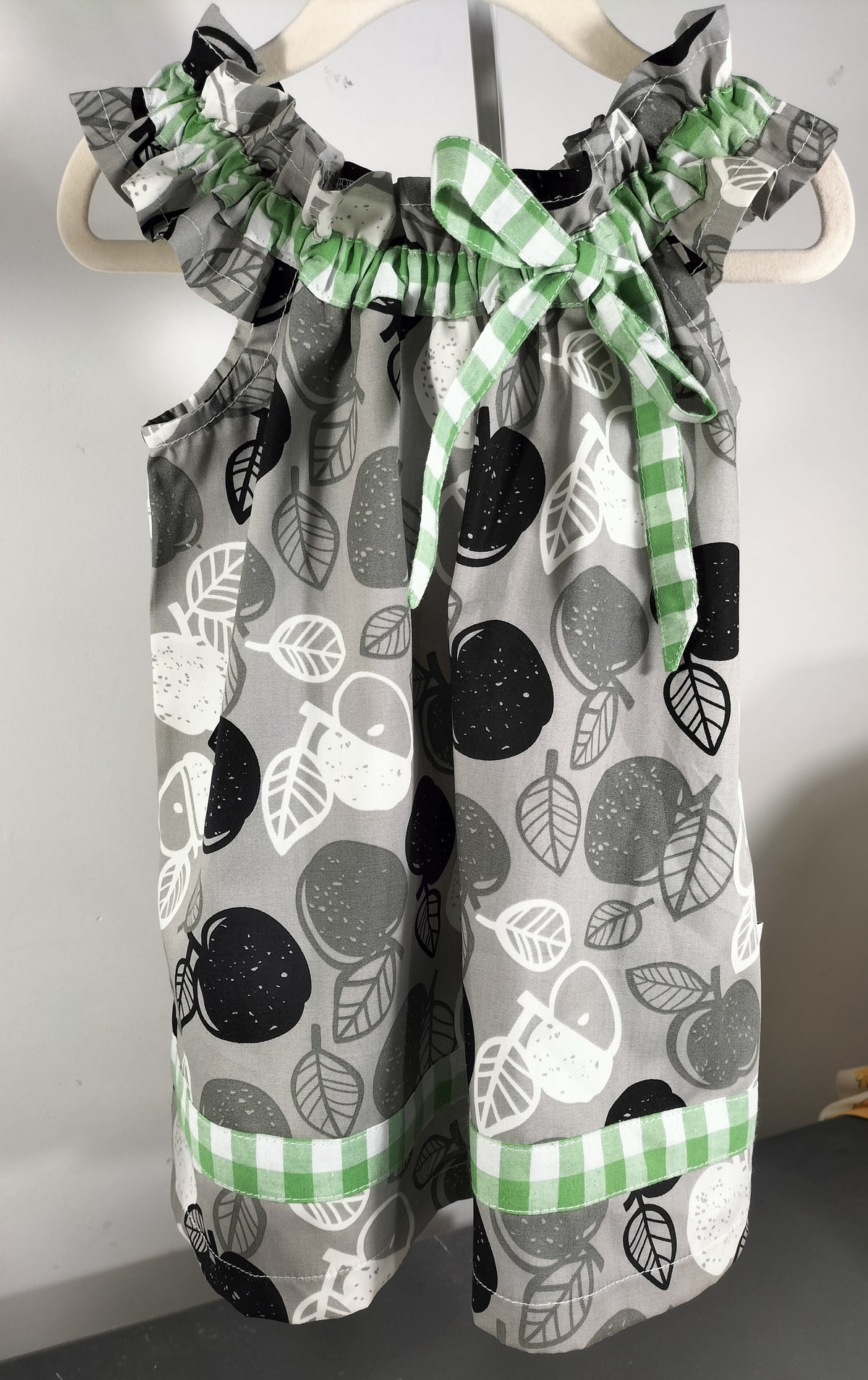 Fresh Fruit Print & Sweet Gingham Details