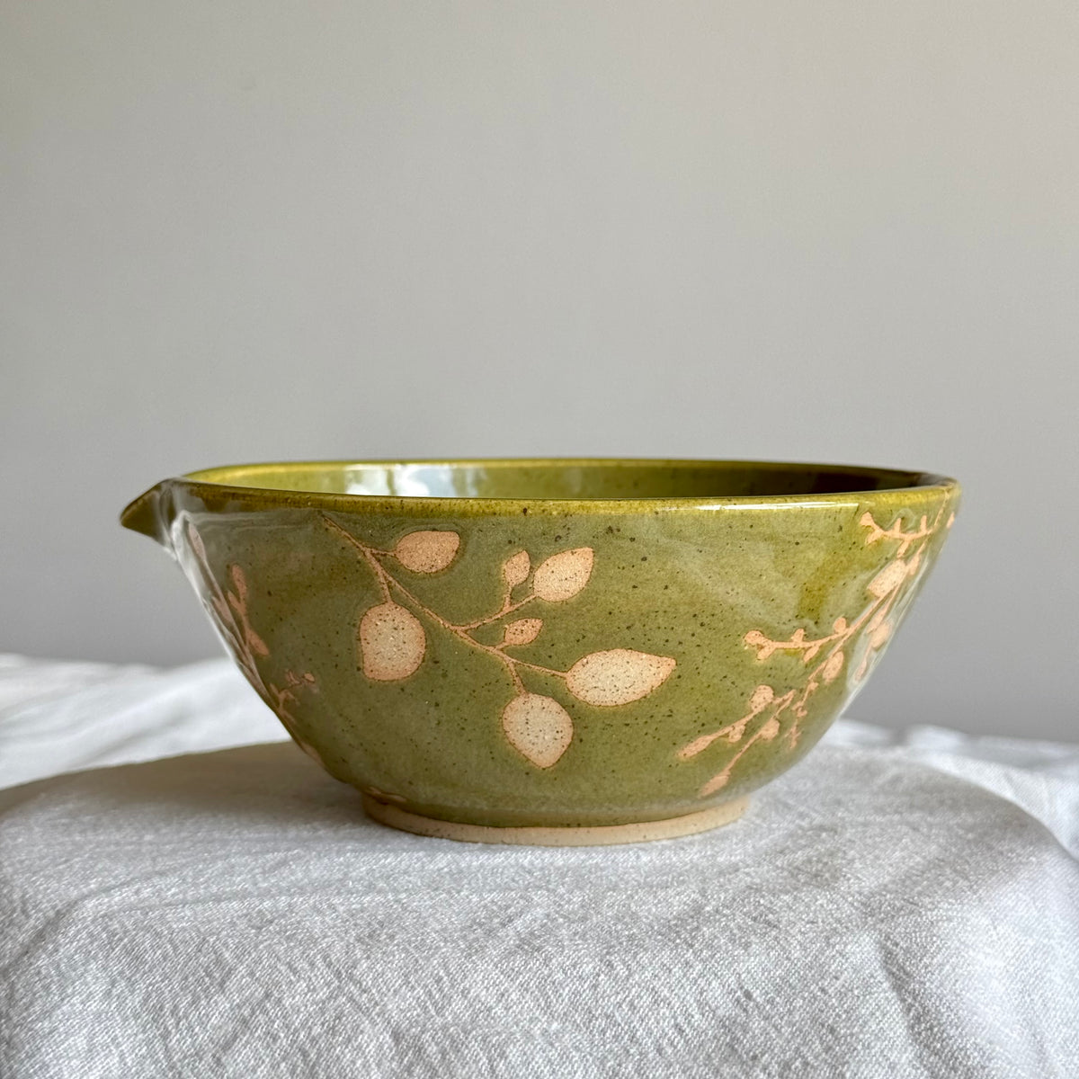 Botanica Ceramic Matcha Bowl with Pouring Lip - Optional Bamboo Whisk