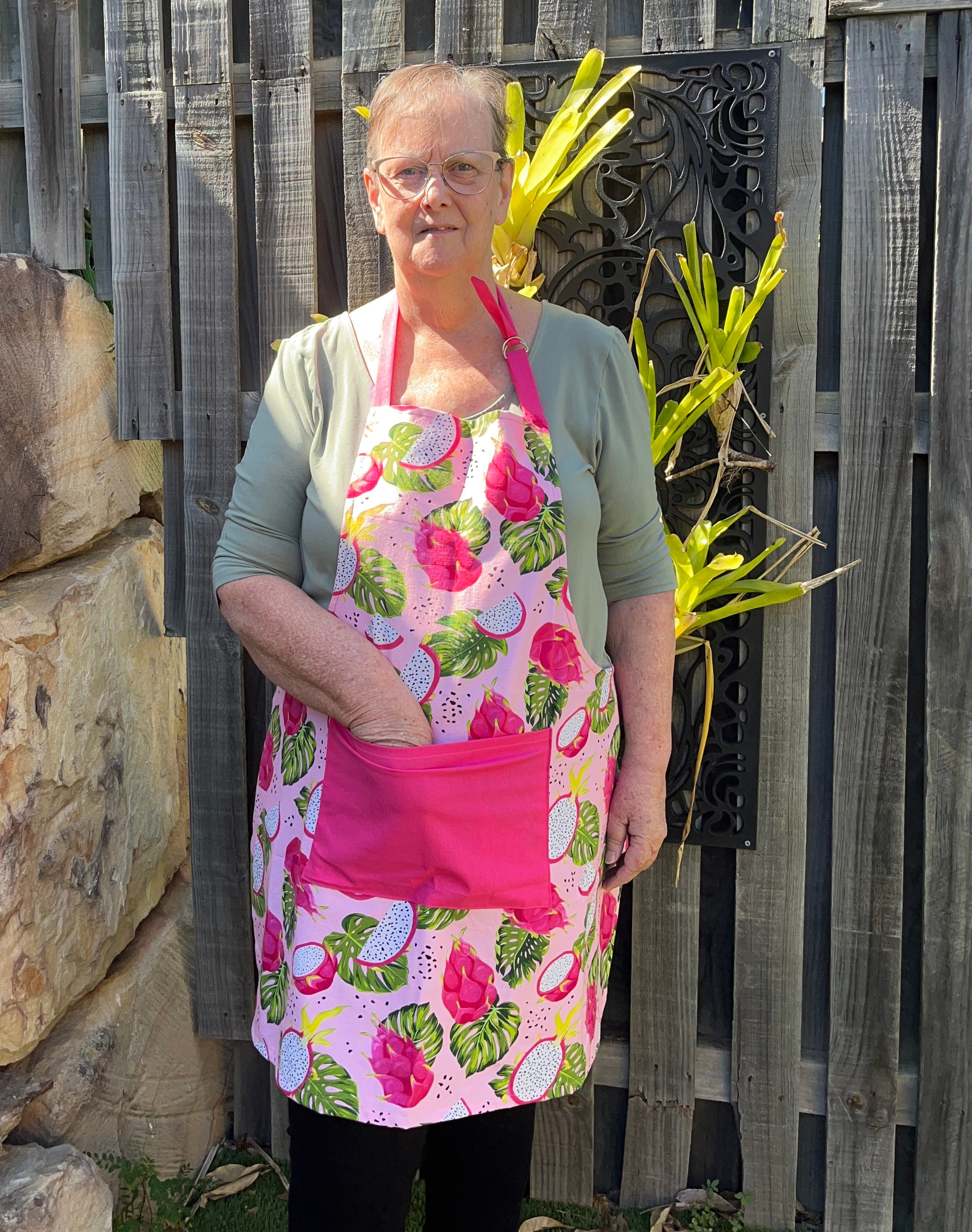 Handmade Adult Apron – Stylish & Functional for Everyday Use