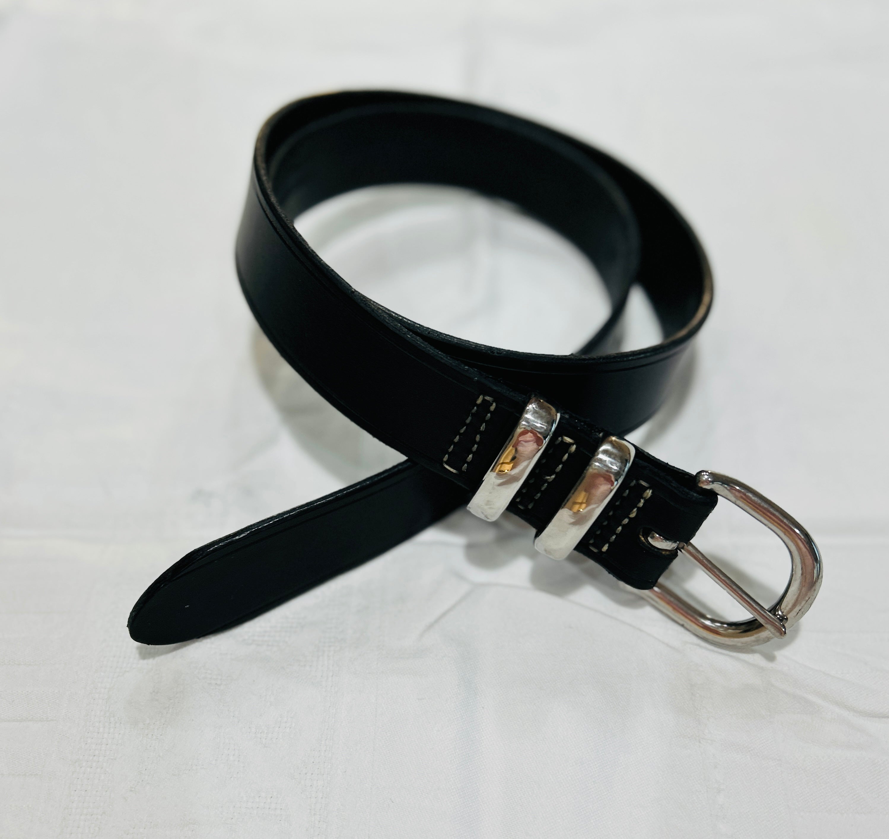 Black Leather Belt w/silver buckles (40”)