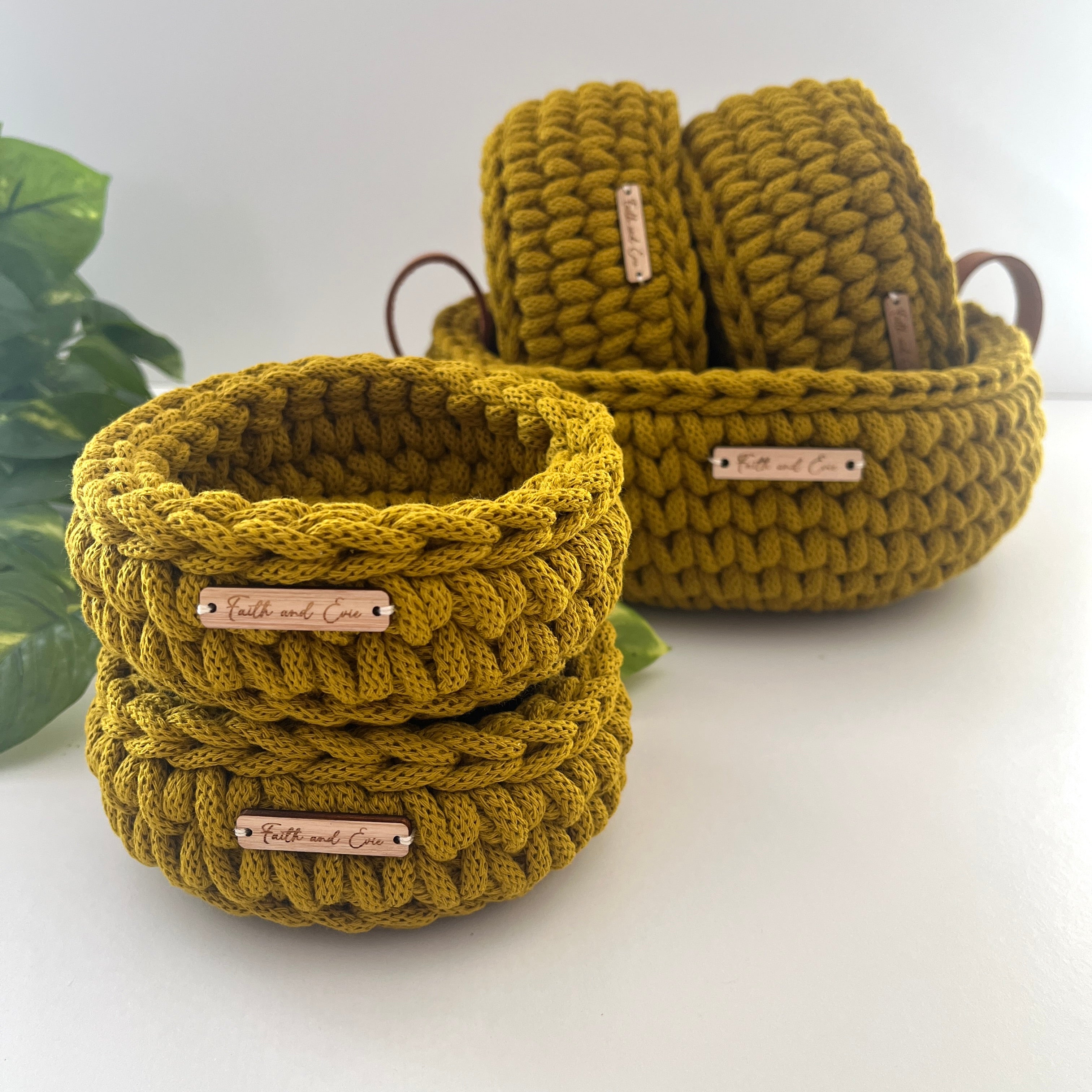 Crochet basket with handles - colour Spicy Yellow