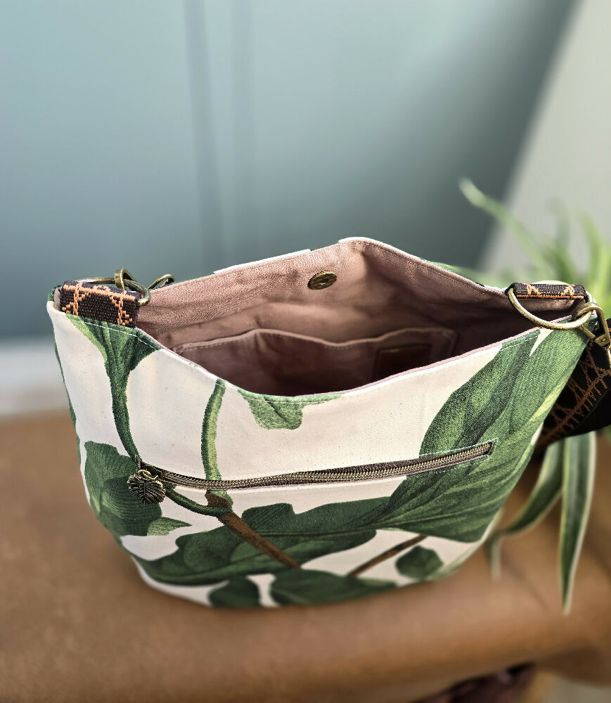 Leafy crossbody bag. Large tote bag.