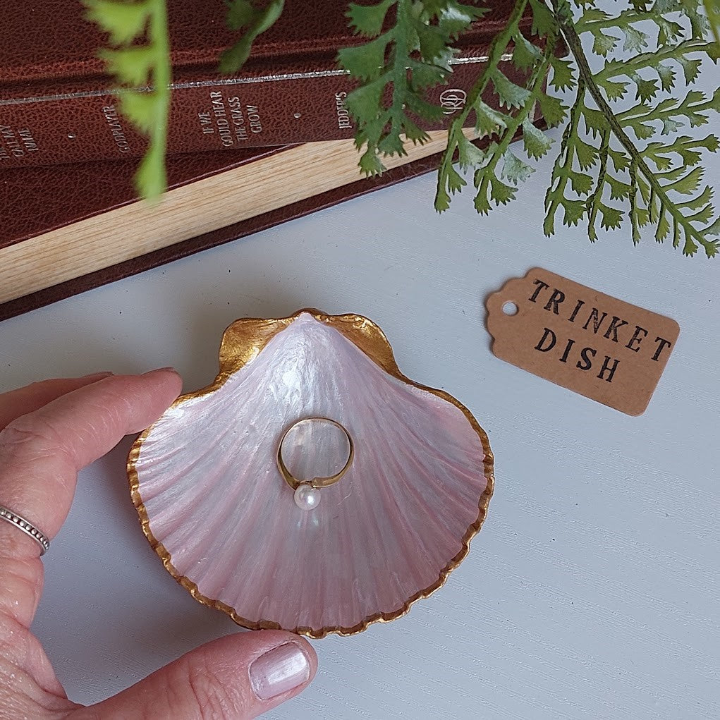 Real Shell trinket dish - Hand Painted Coastal Décor - Pink Scallop Shell
