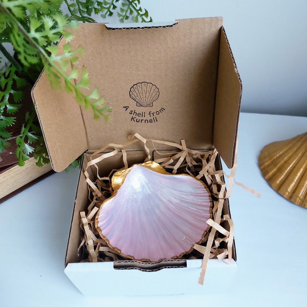 Real Shell trinket dish - Hand Painted Coastal Décor - Pink Scallop Shell