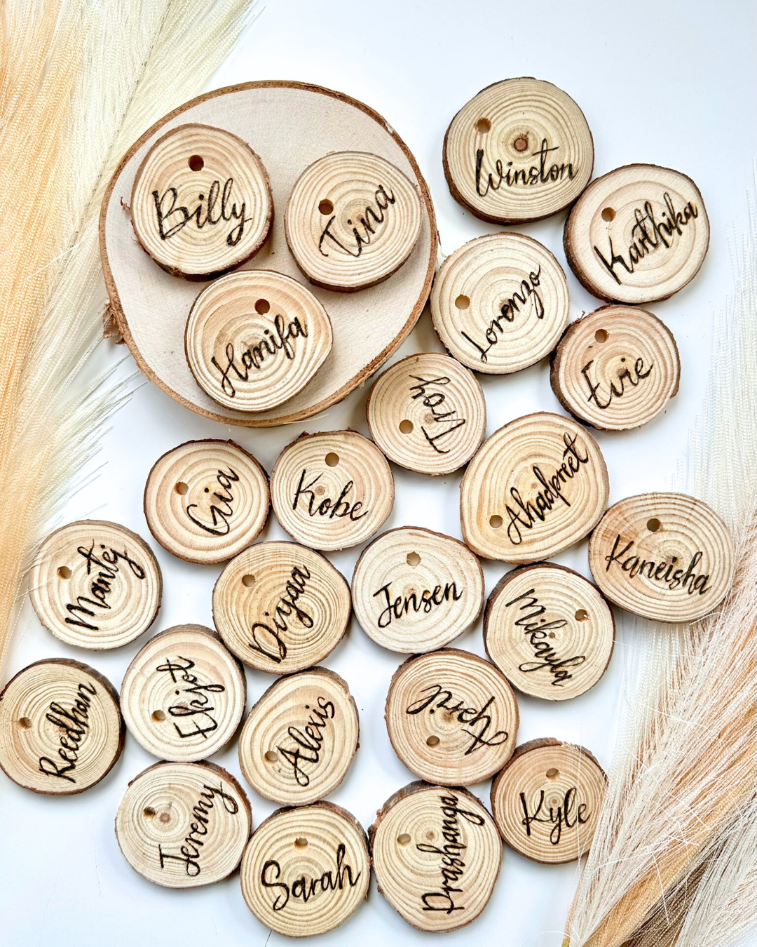 Wedding Table Decor & School Kids Gift | Personalised Name Tag Wood Keyring – Handmade Pyrography Wedding place card