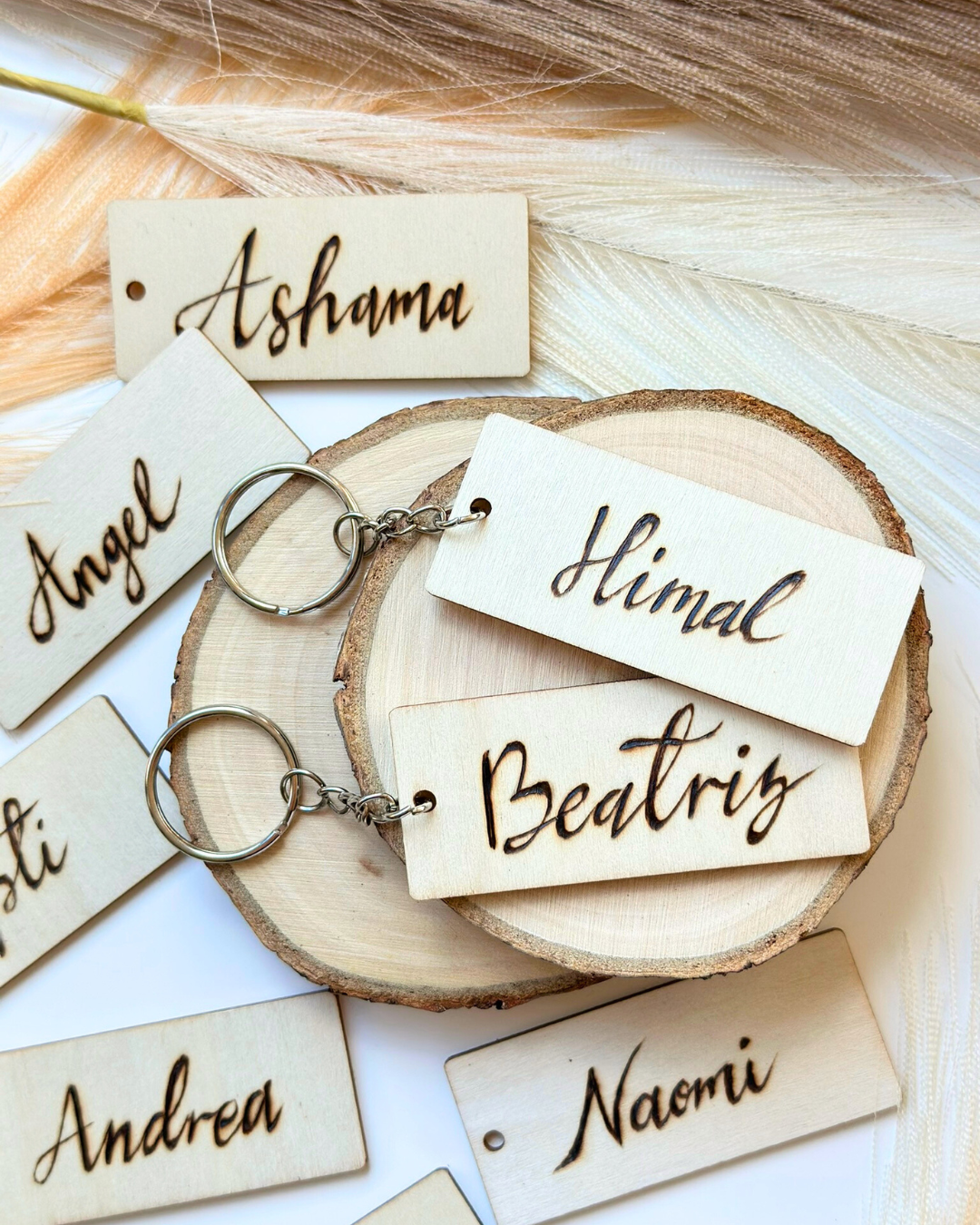 Wedding Table Decor & School Kids Gift | Personalised Name Tag Wood Keyring – Handmade Pyrography Wedding place card