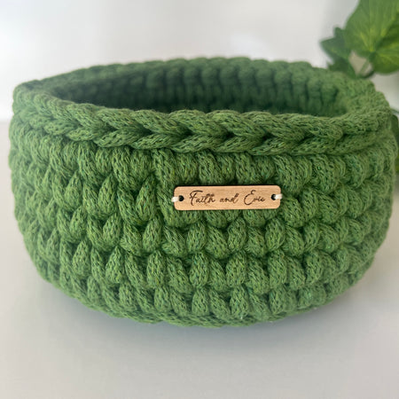 Crochet basket in vibrant green shade - Fern