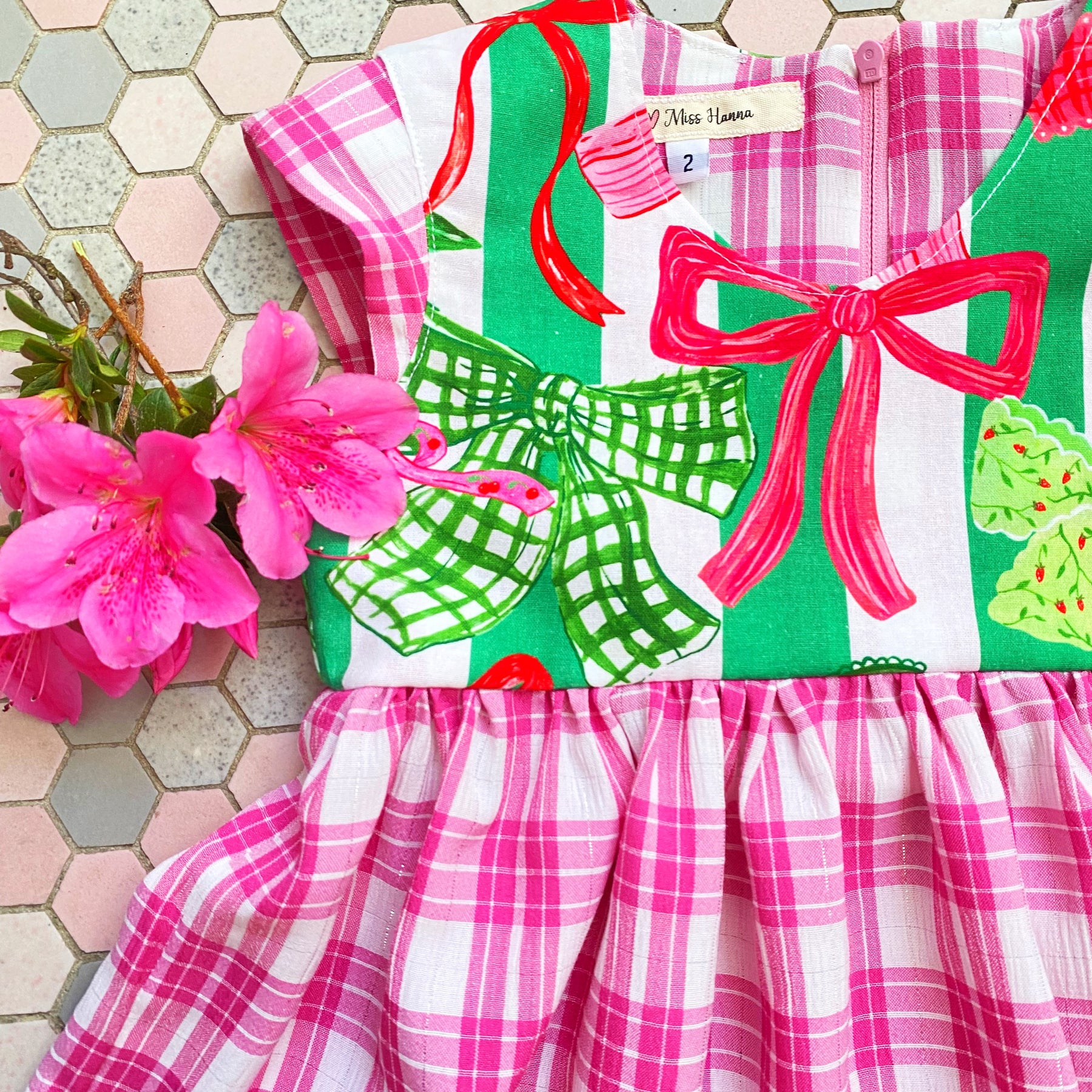 Size 2 Seersucker Dress, Cap Sleeves & Cute Bow Details