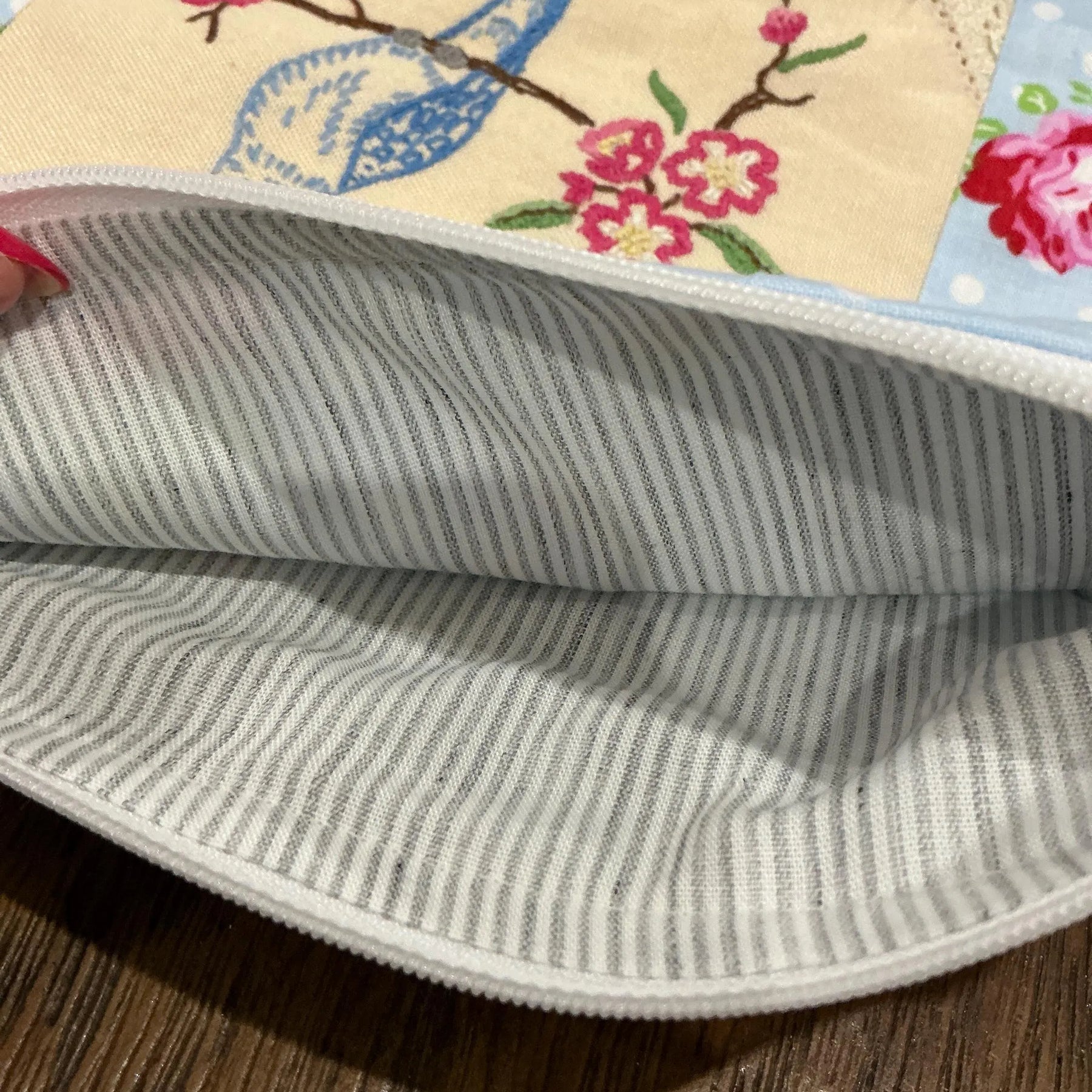 VINTAGE TREASURES - SMALL BAG/ POUCH