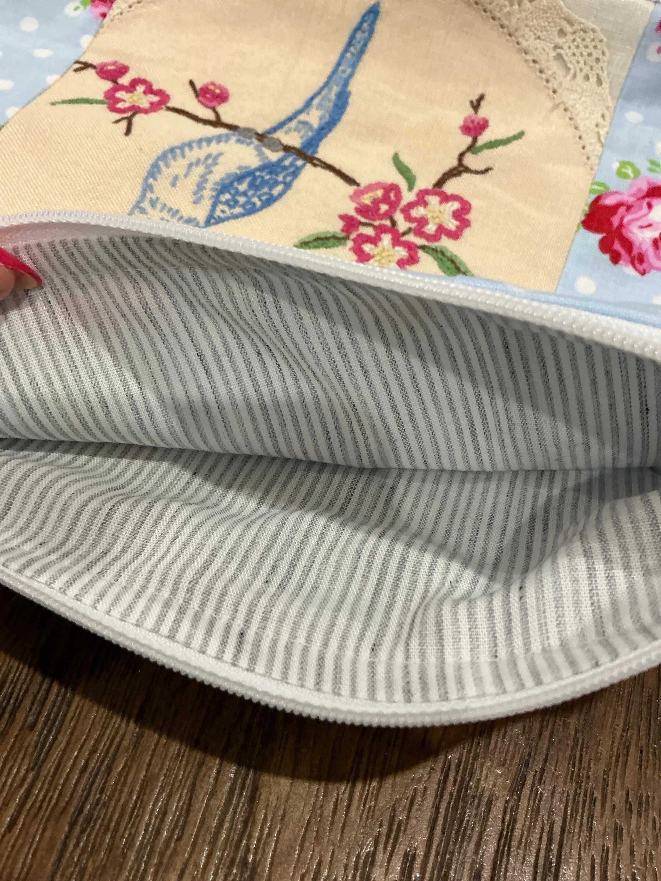 VINTAGE TREASURES - SMALL BAG/ POUCH