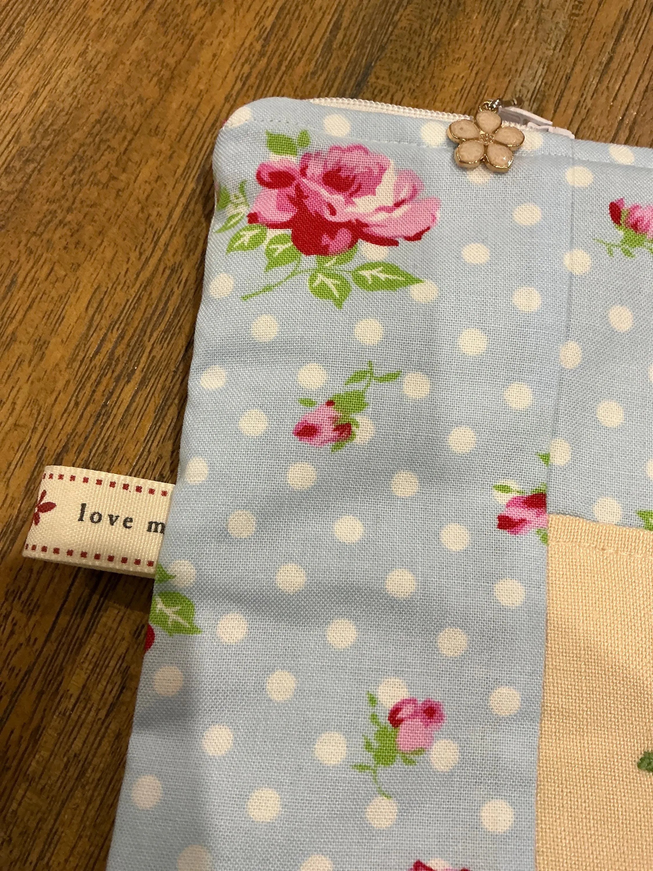 VINTAGE TREASURES - SMALL BAG/ POUCH
