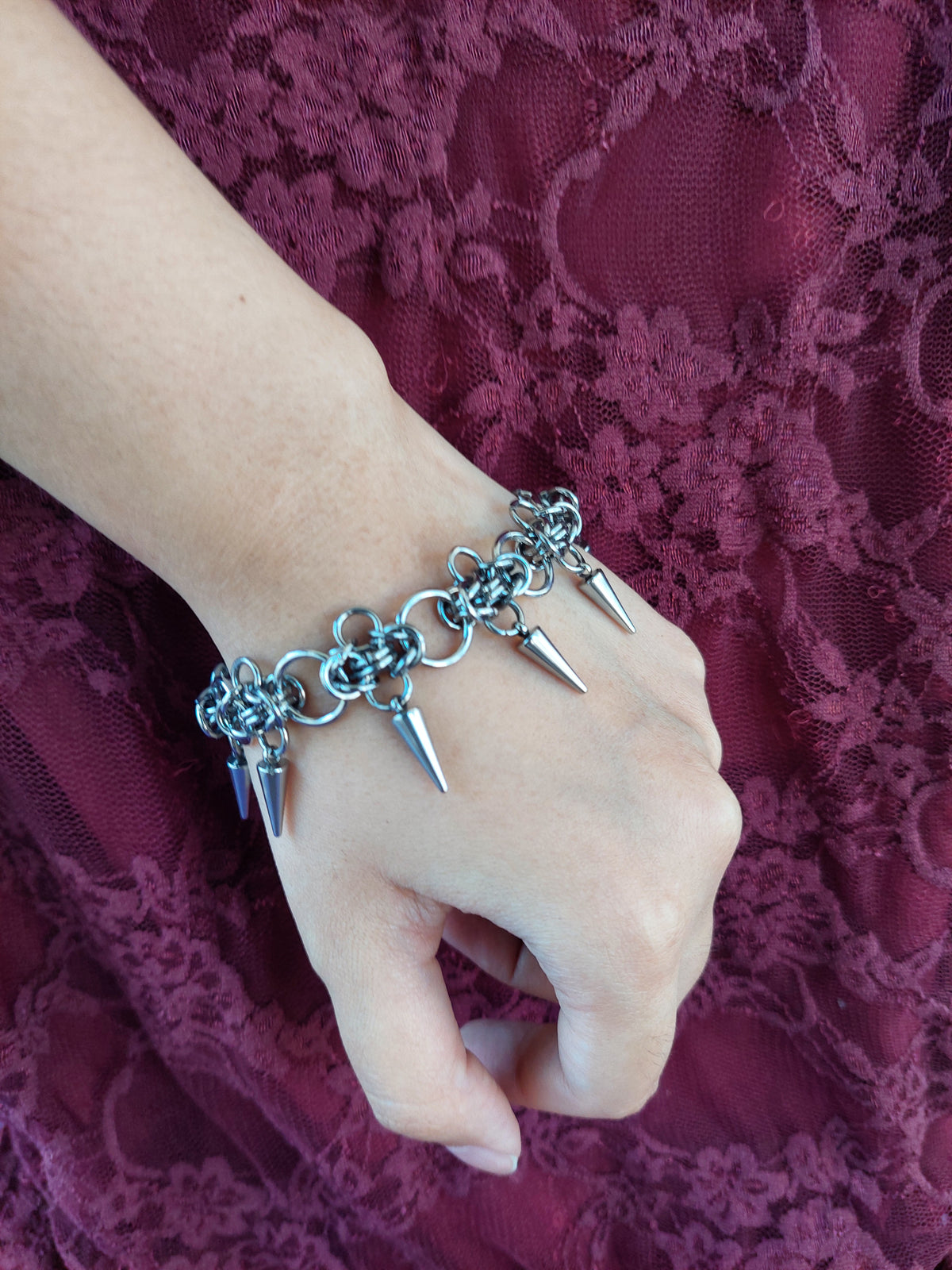 Byzantine chainmaille bracelet with spikes