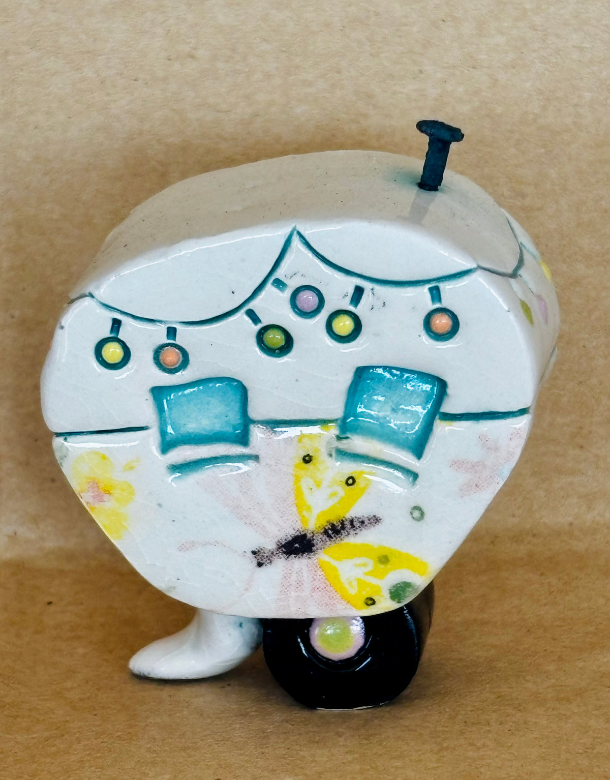 Small Retro Collectable Ceramic Caravan 13