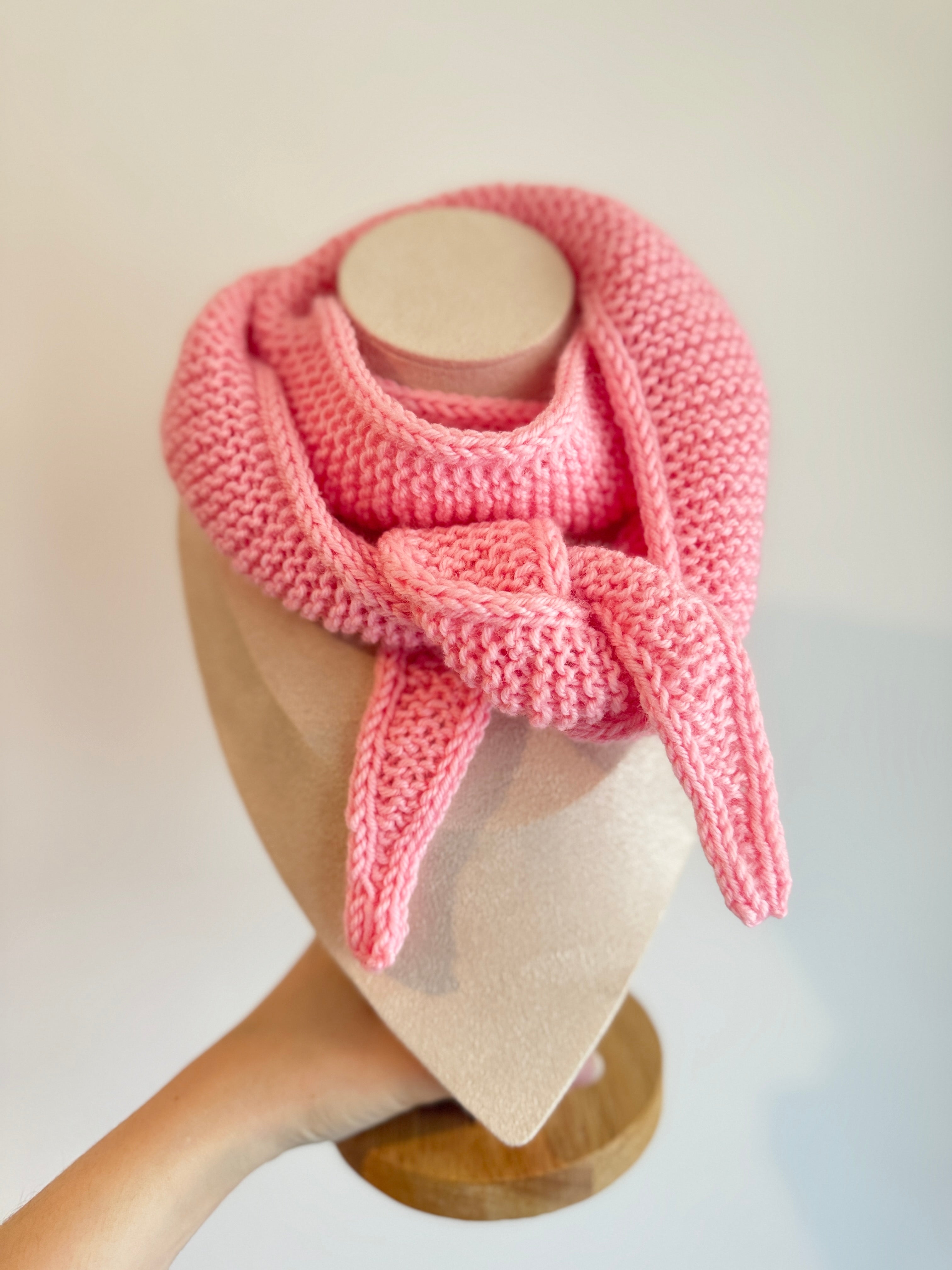 Knit sophie scarf in baby pink