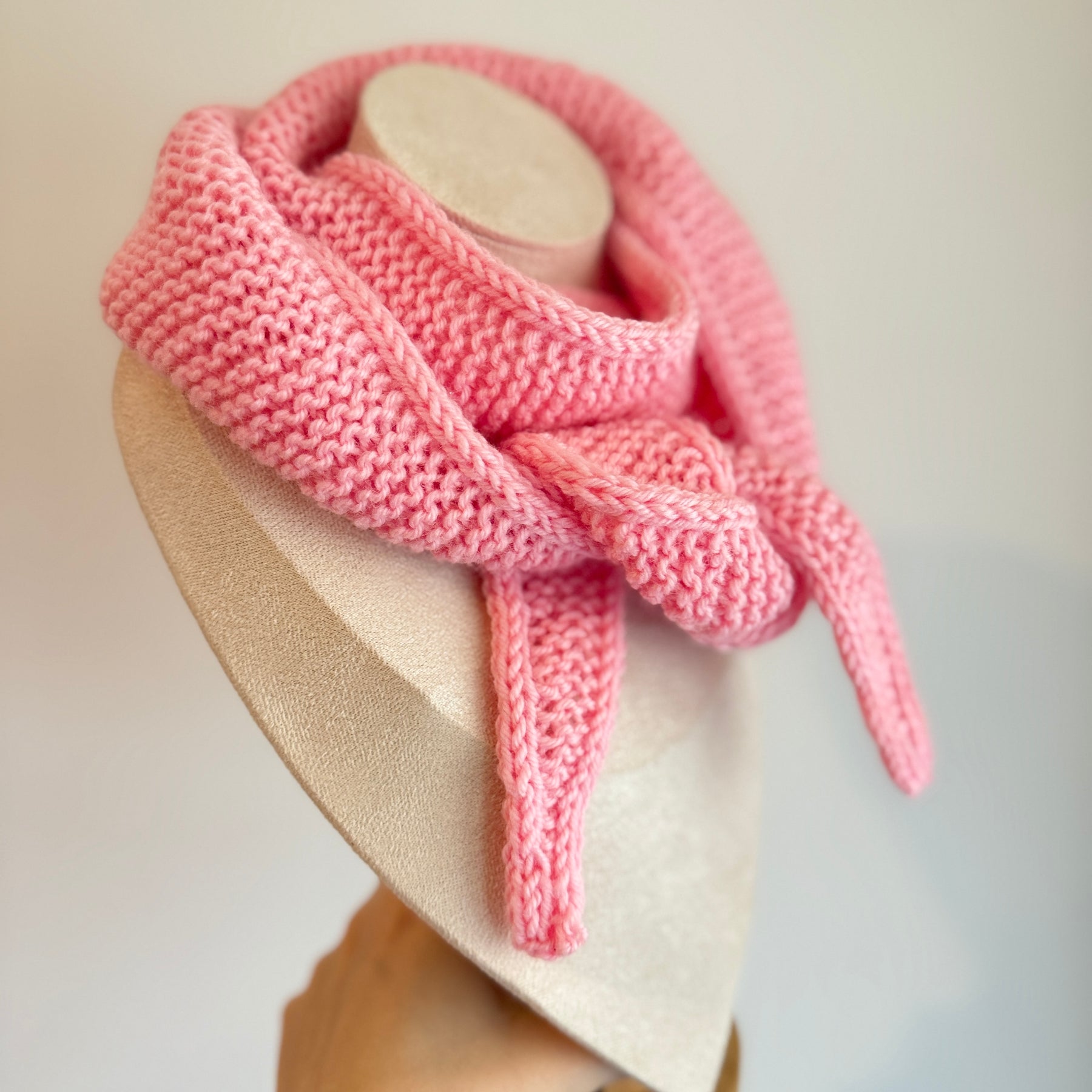 Knit sophie scarf in baby pink