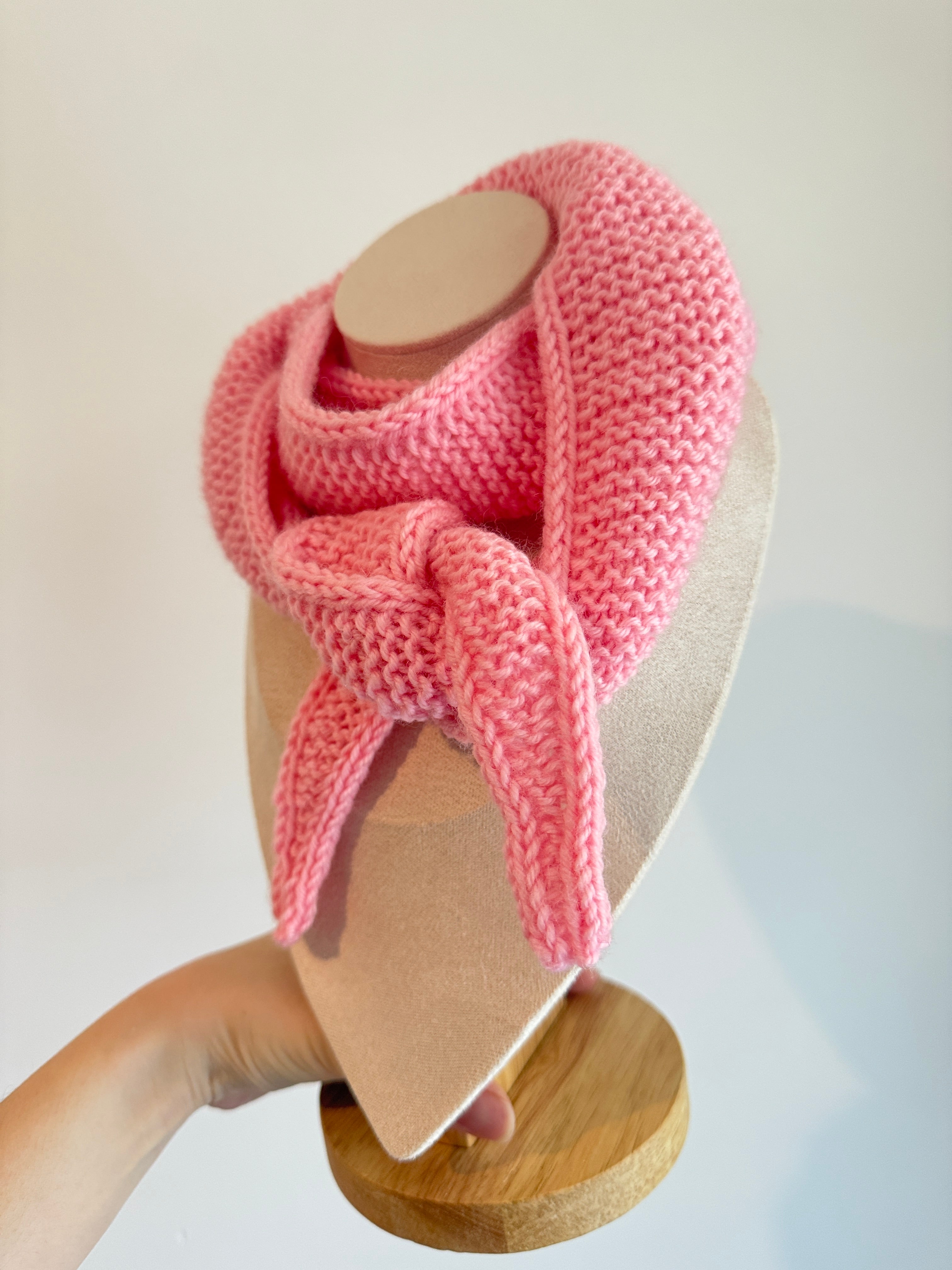 Knit sophie scarf in baby pink