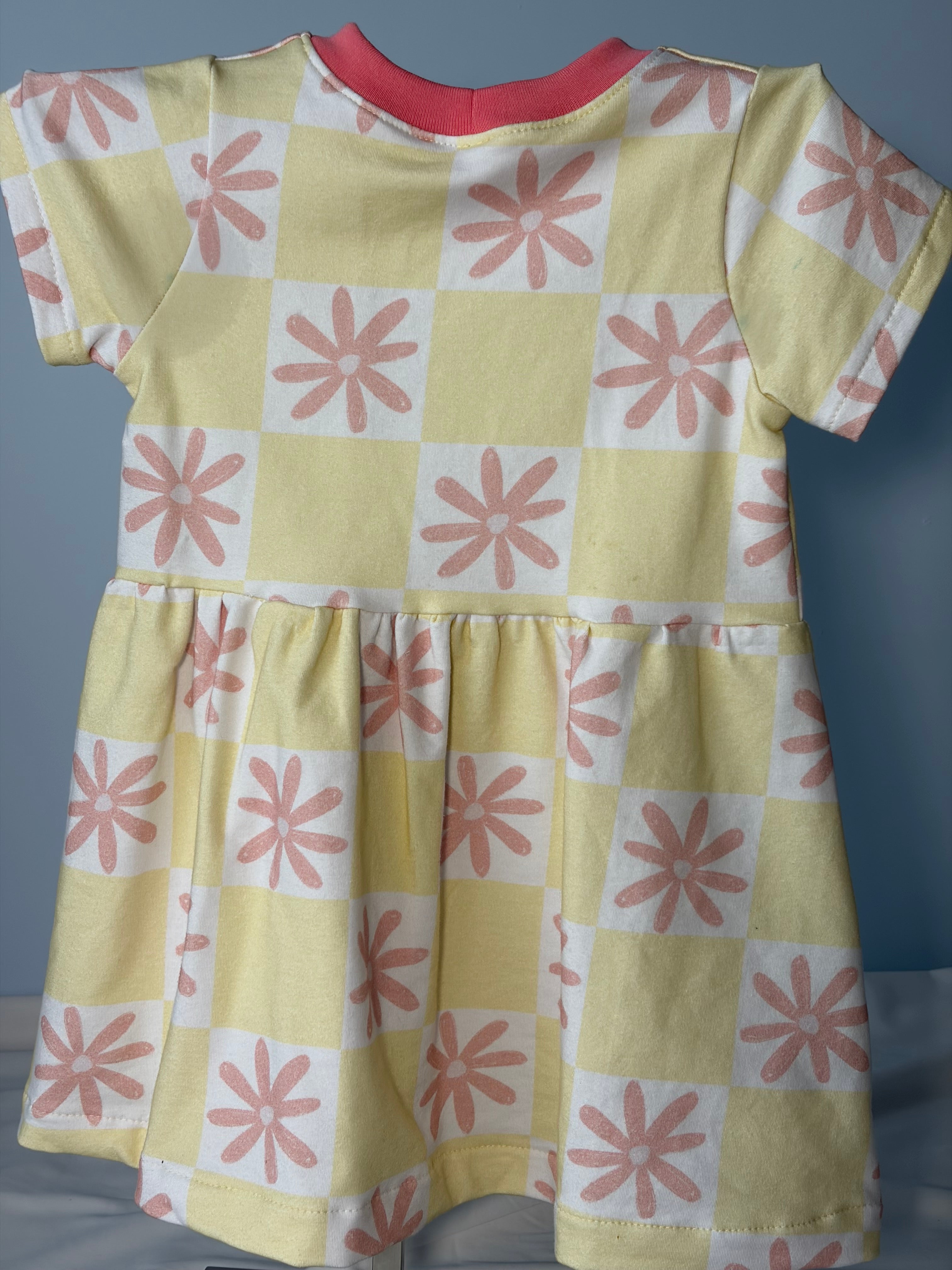 EOFY SALE DITZY DAISY DRESS 12-18 months