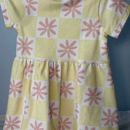 EOFY SALE DITZY DAISY DRESS 12-18 months