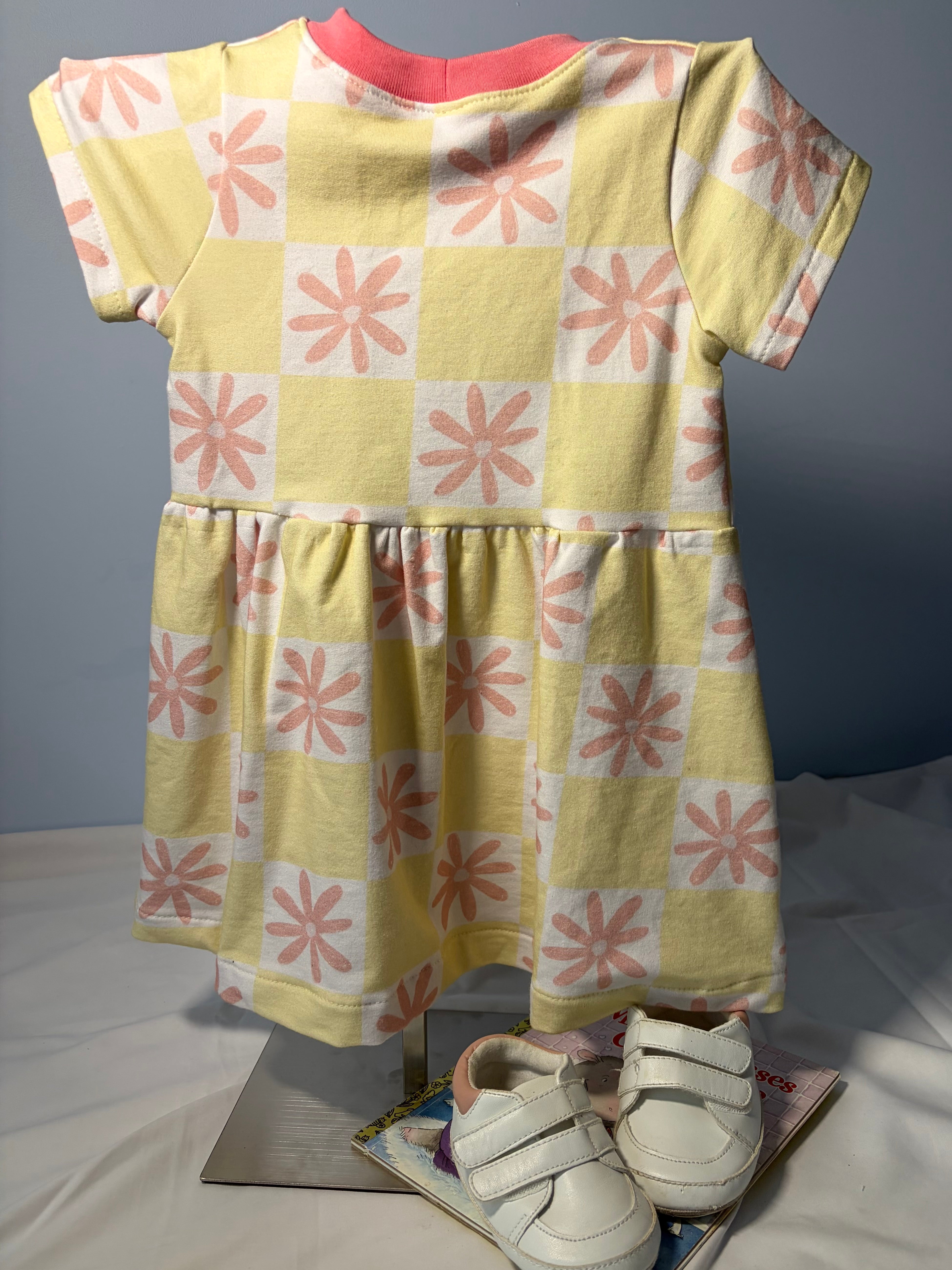 EOFY SALE DITZY DAISY DRESS 12-18 months