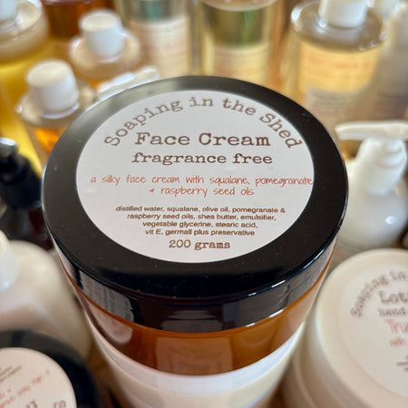 Face Cream with Raspberry Seed Oil