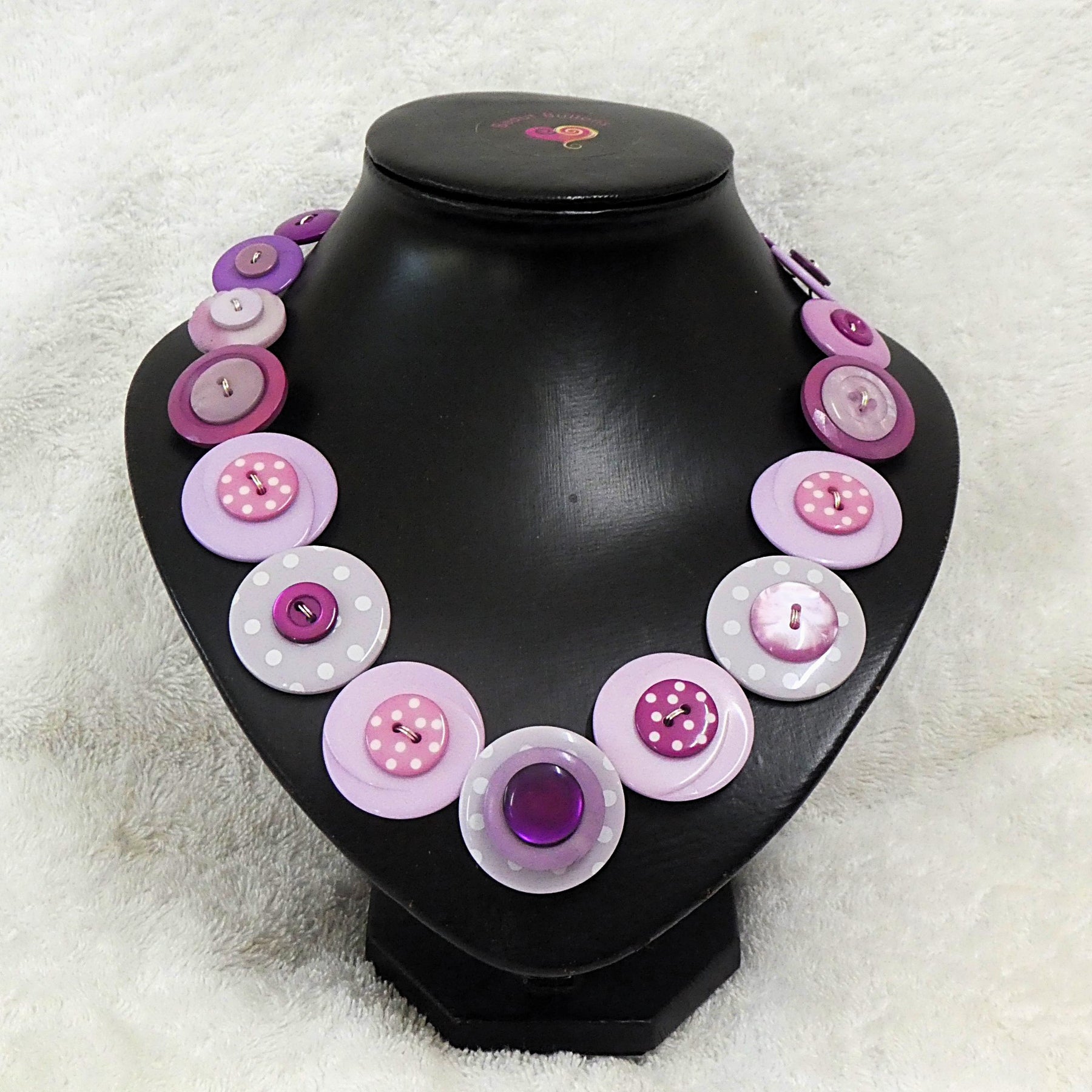 Button necklace and stud earrings - Lilac Delight