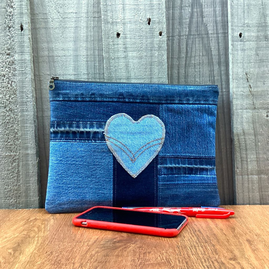 Upcycled Denim Pencil Case – Denim Heart