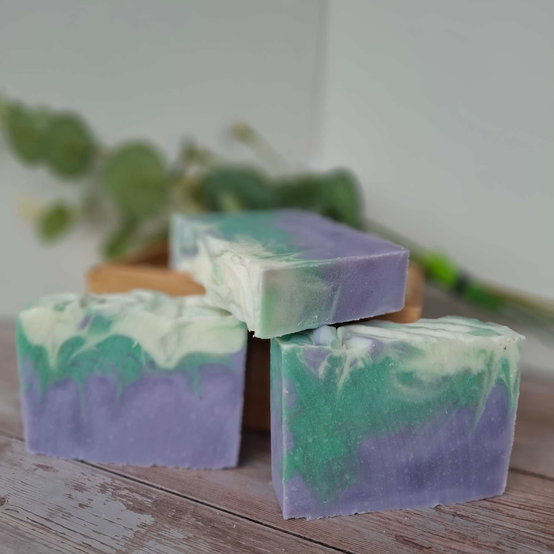 Handmade Soapbar - LAVENDER (Floral Scent.  Lavender Essential Oil)