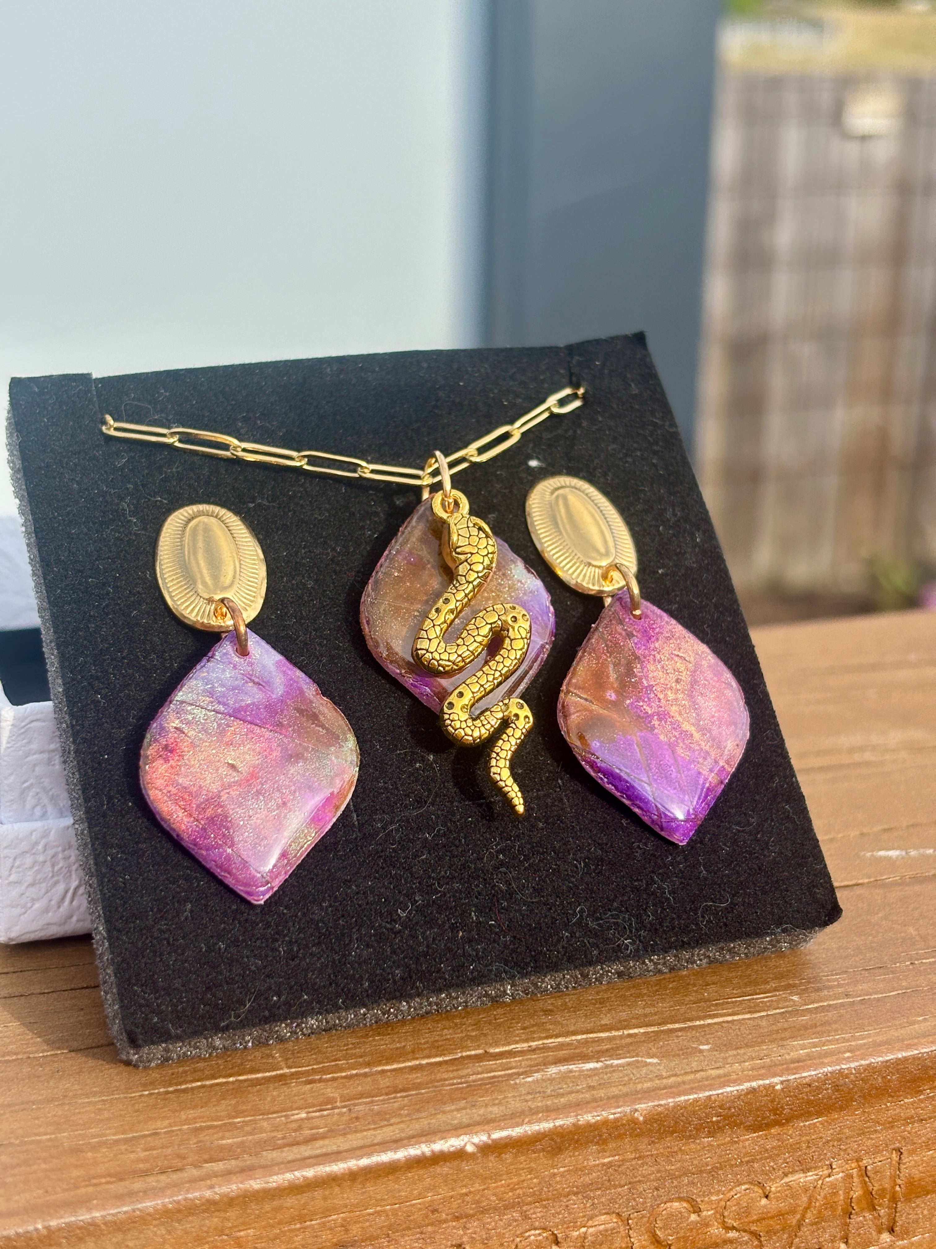 Midnight Aurora Serpent Gift Box Set