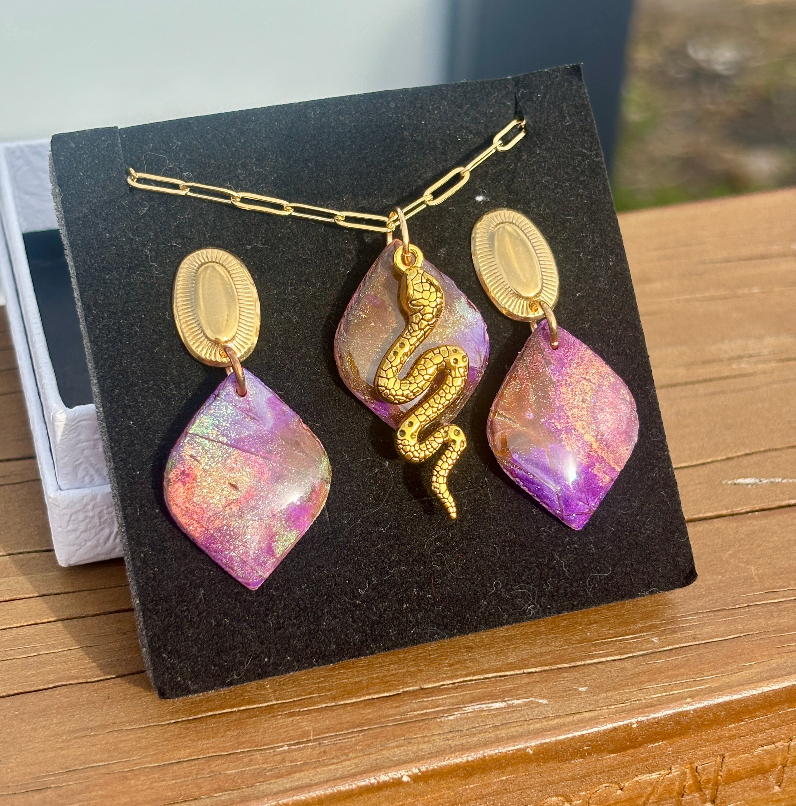 Midnight Aurora Serpent Gift Box Set