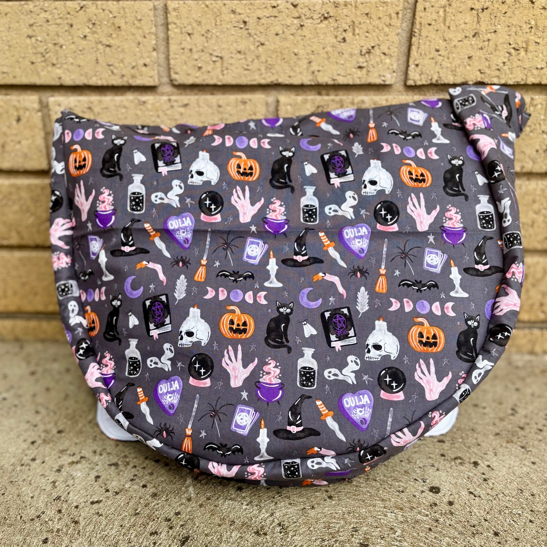Gorgeous witchy vibe Drum Bag fits 14”-16” drums!