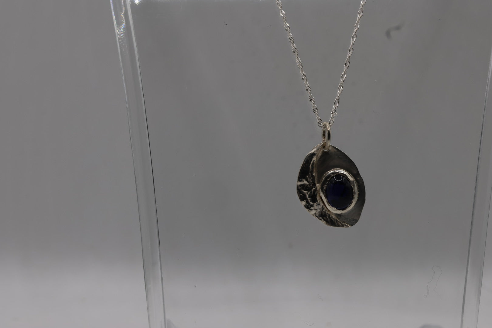 LIttle Iolite pendant in 925 Silver