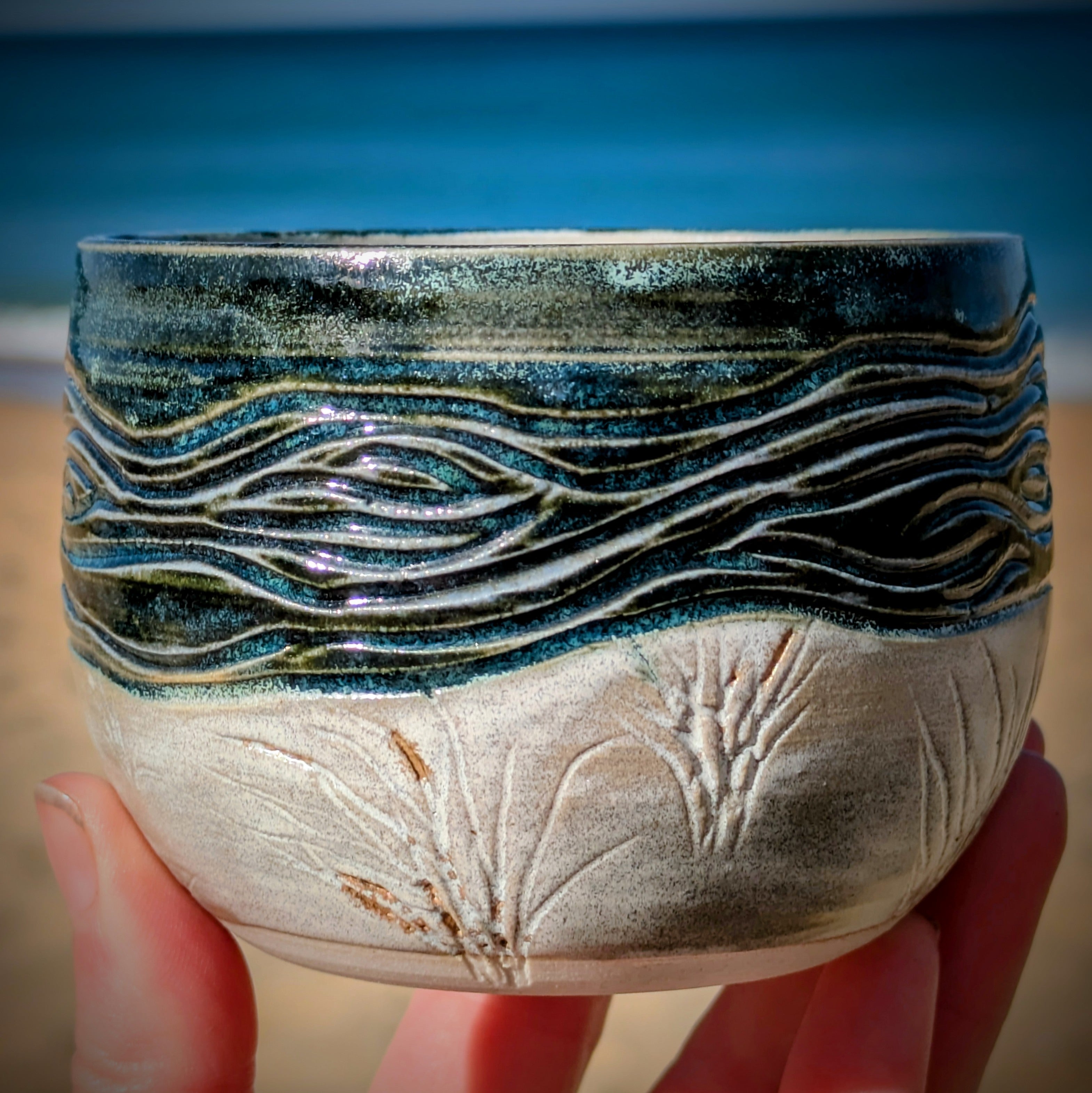 Sand and Waves cup