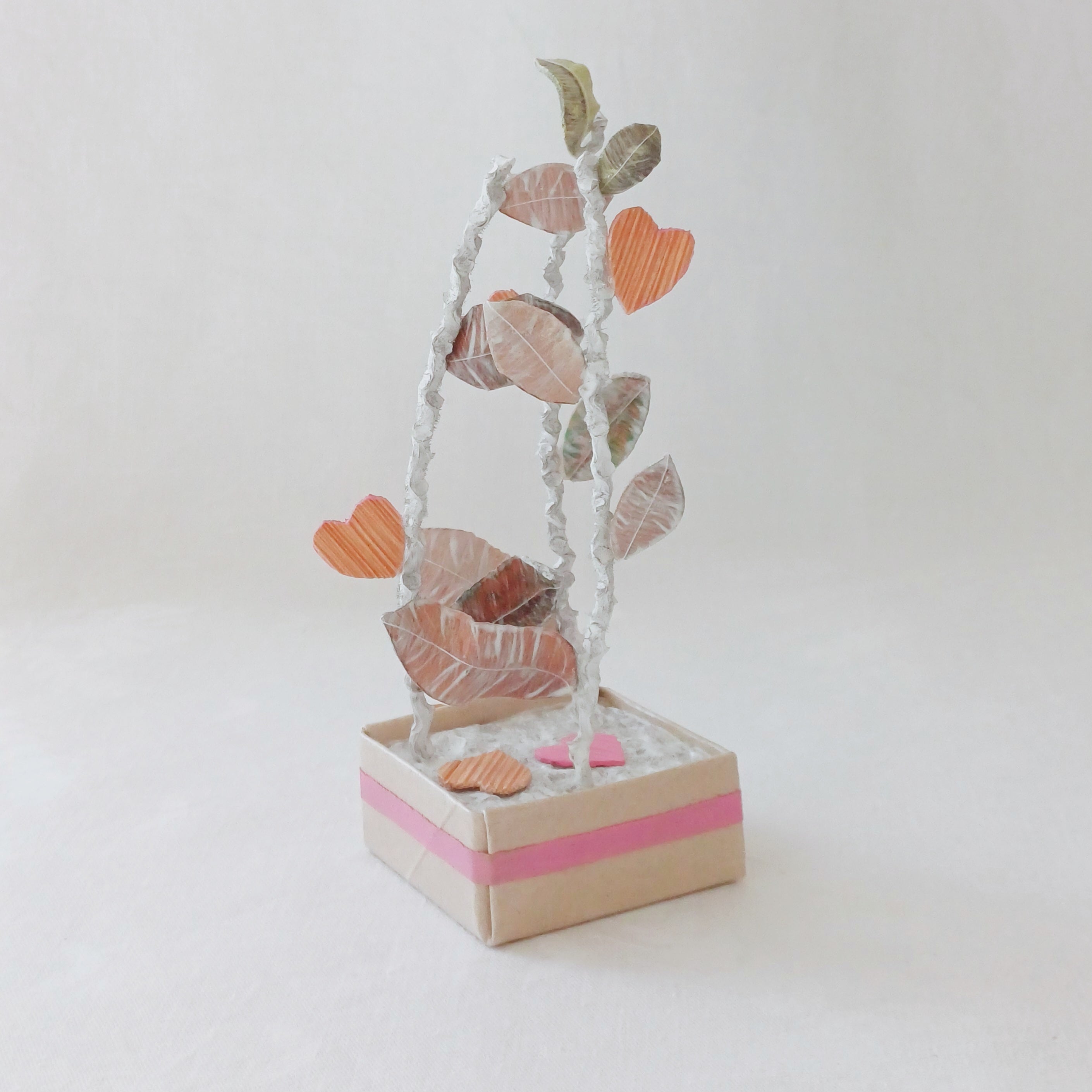 Pink hearts and leaves - palm leaf keepsake Kantakoru Au