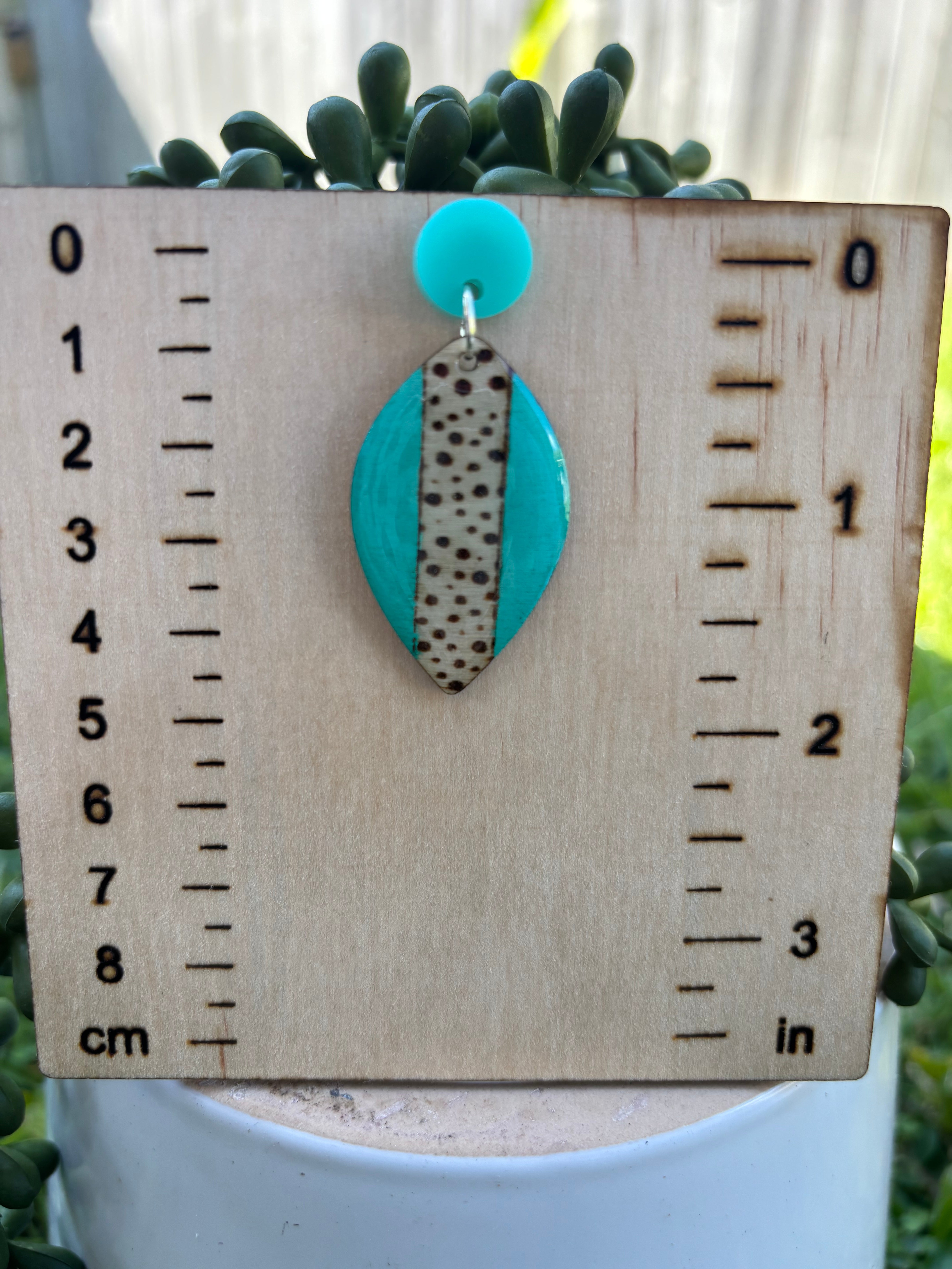 Spotted dangles