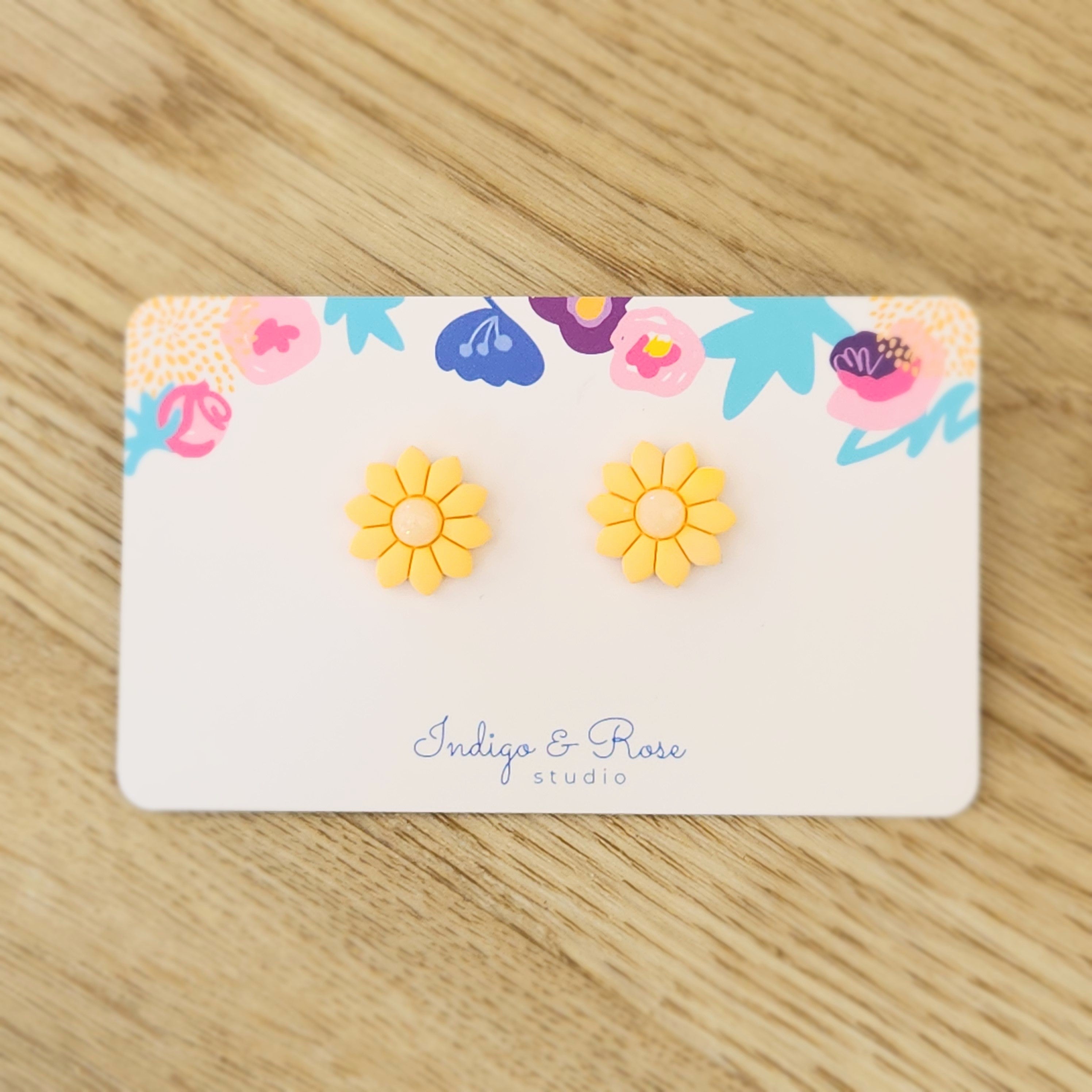 Daisy Studs (various colours)