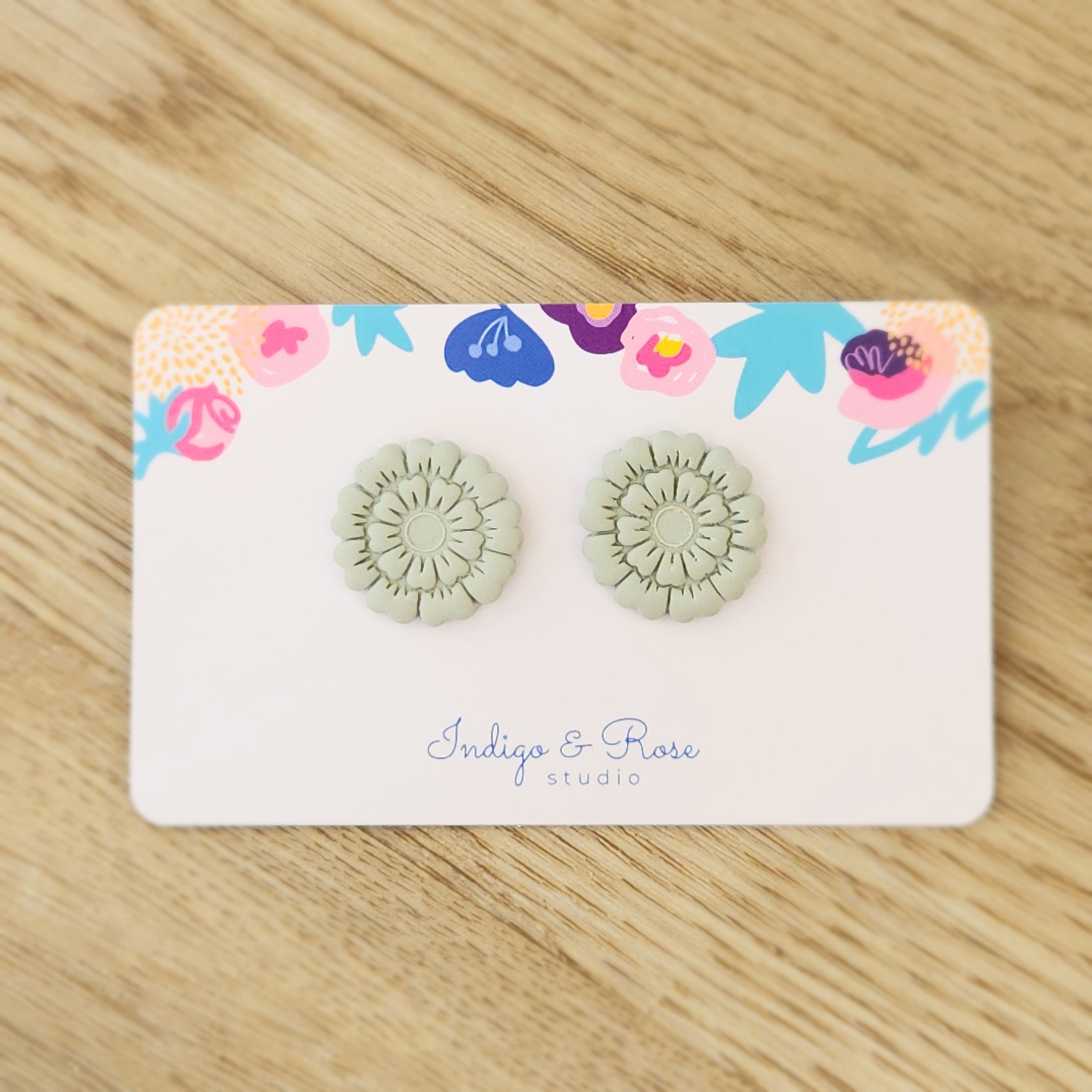 Lucy Studs (various colours)