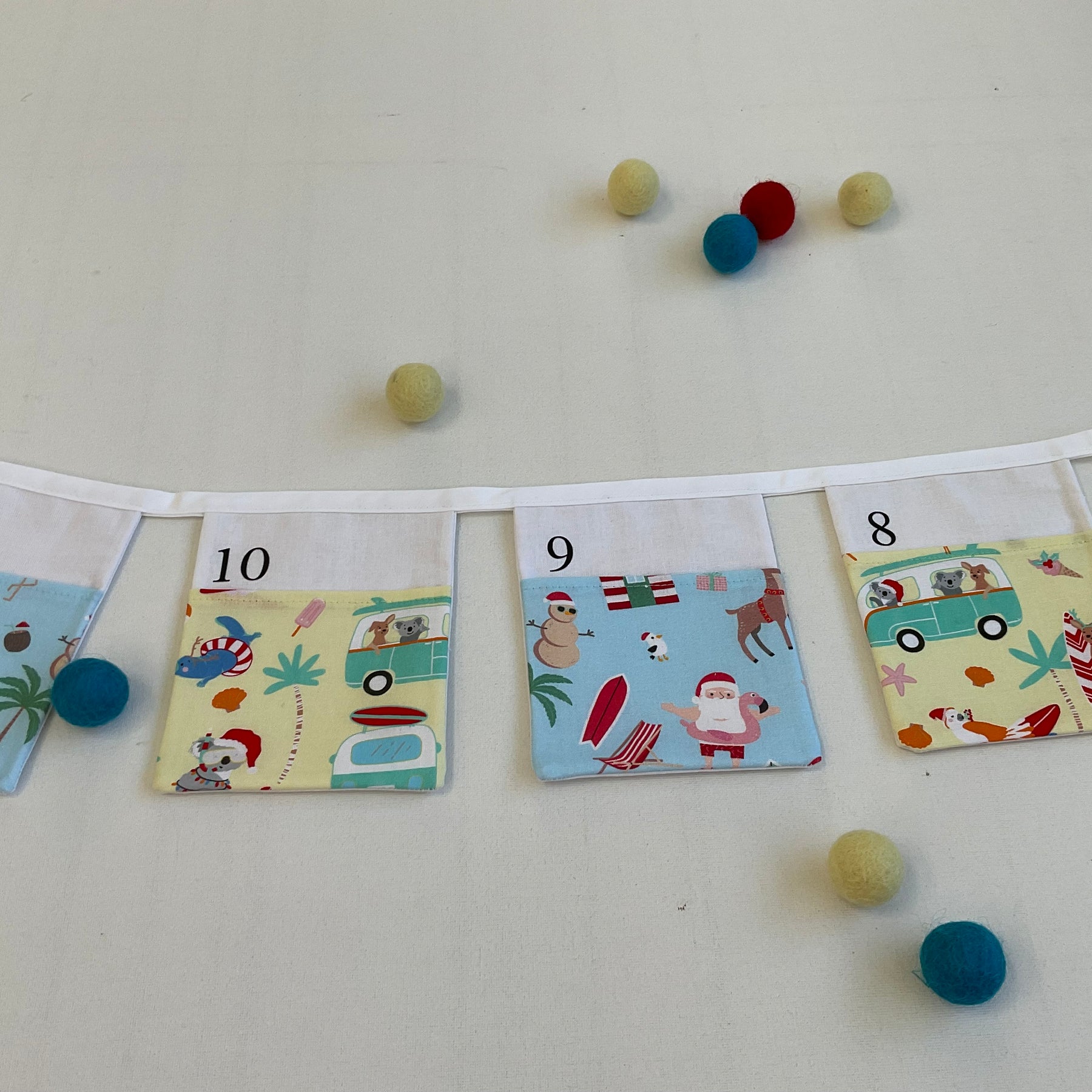 Advent Calendar Bunting - Santa at the Beach