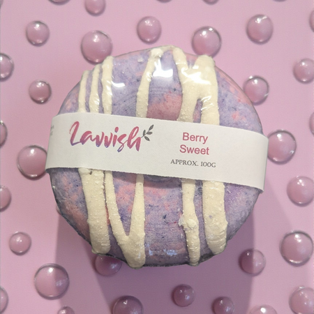 berry sweet bath bomb