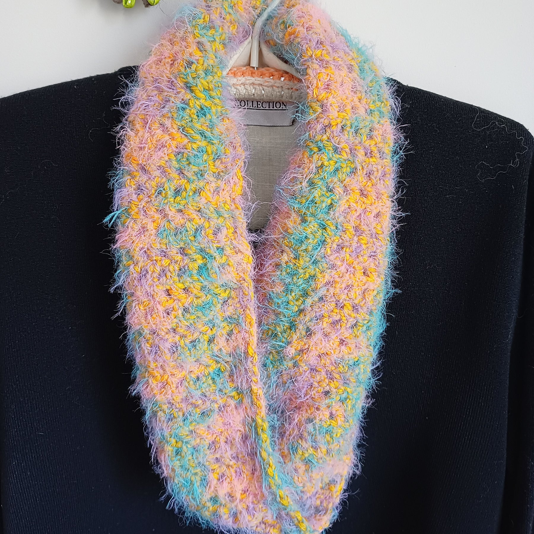 Twisted Fluffy Crochet Mesh Cowls