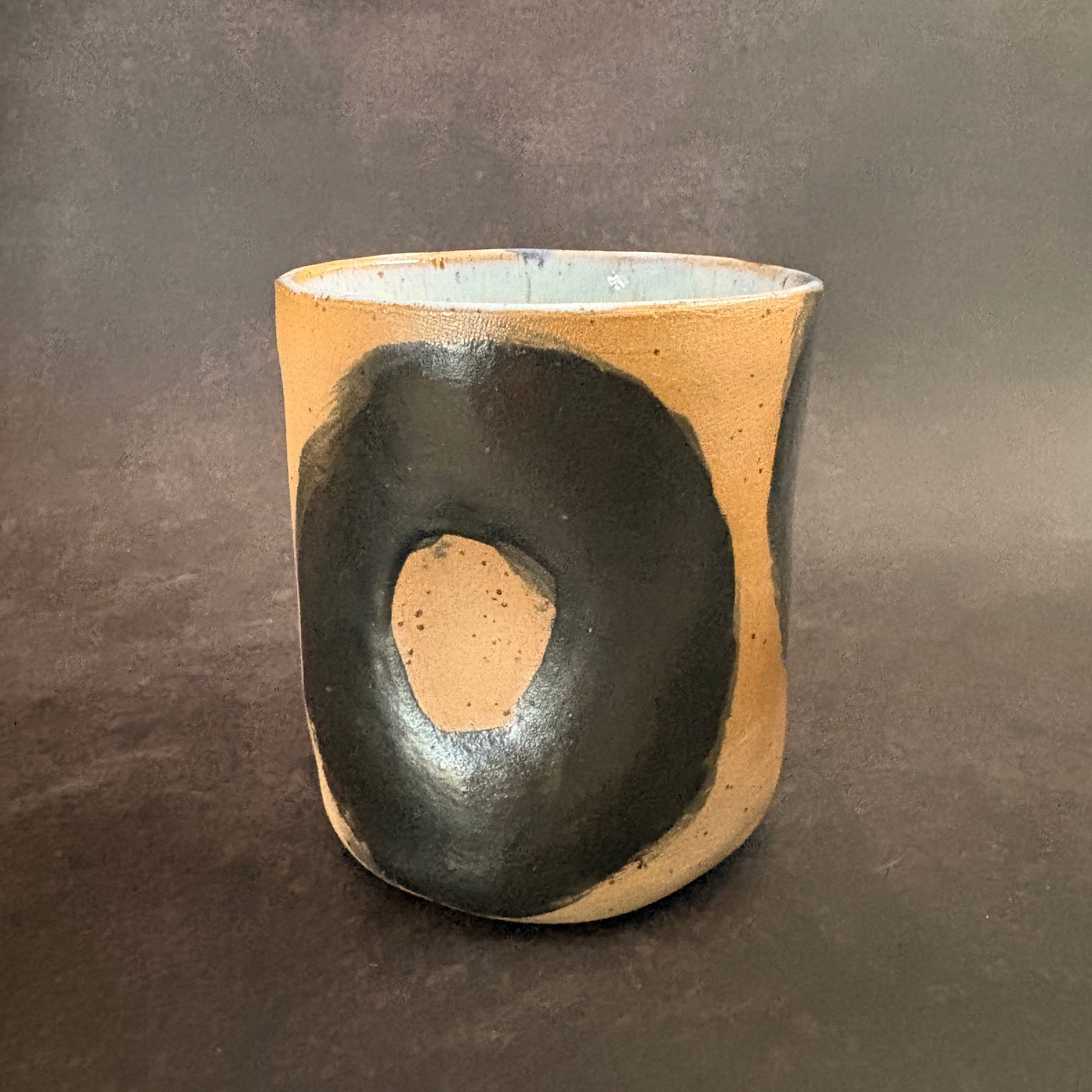 Handmade Stoneware Thumb Mug | Speckled Clay Coffee cup with graphic finish | 320ml