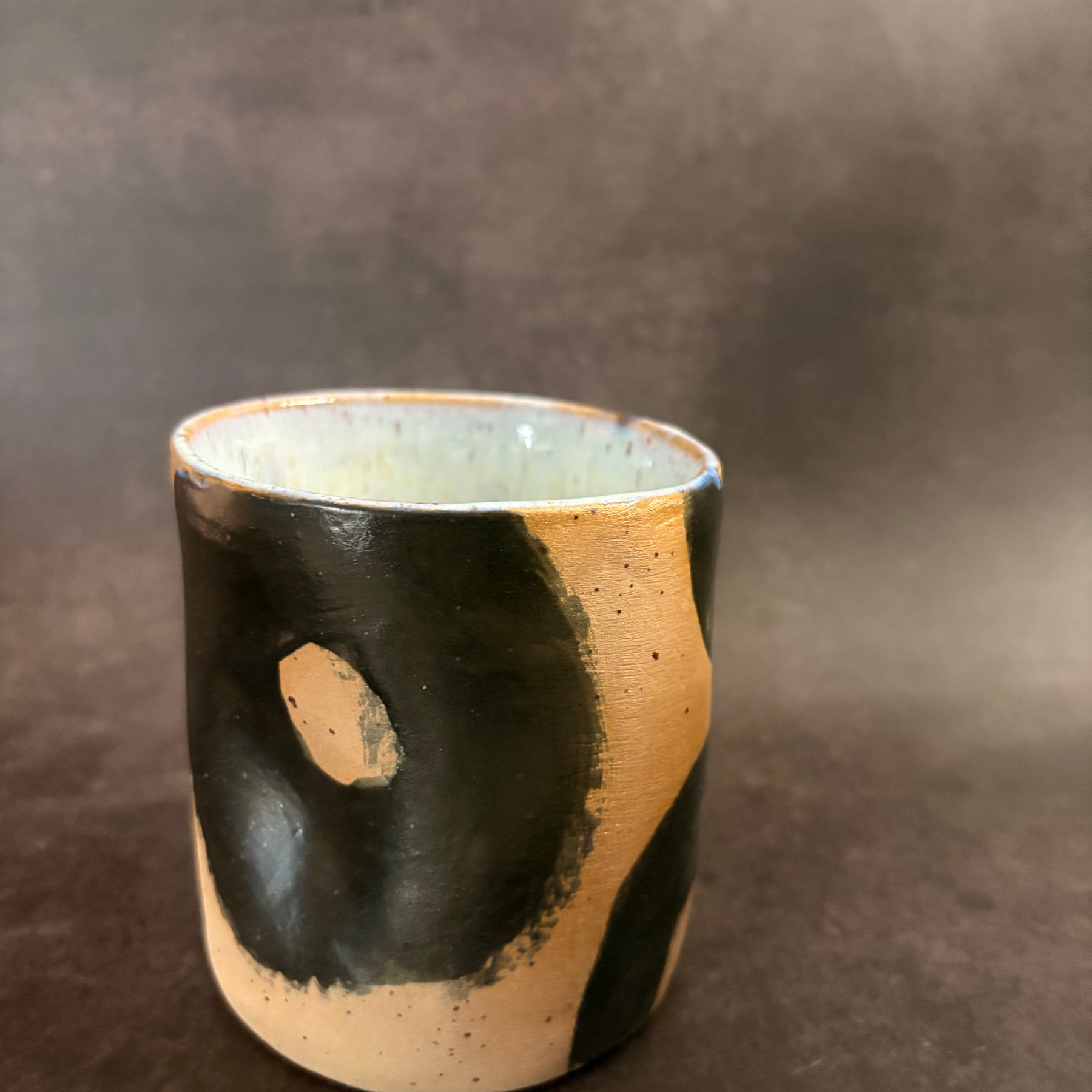 Handmade Stoneware Thumb Mug | Speckled Clay Coffee cup with graphic finish | 320ml